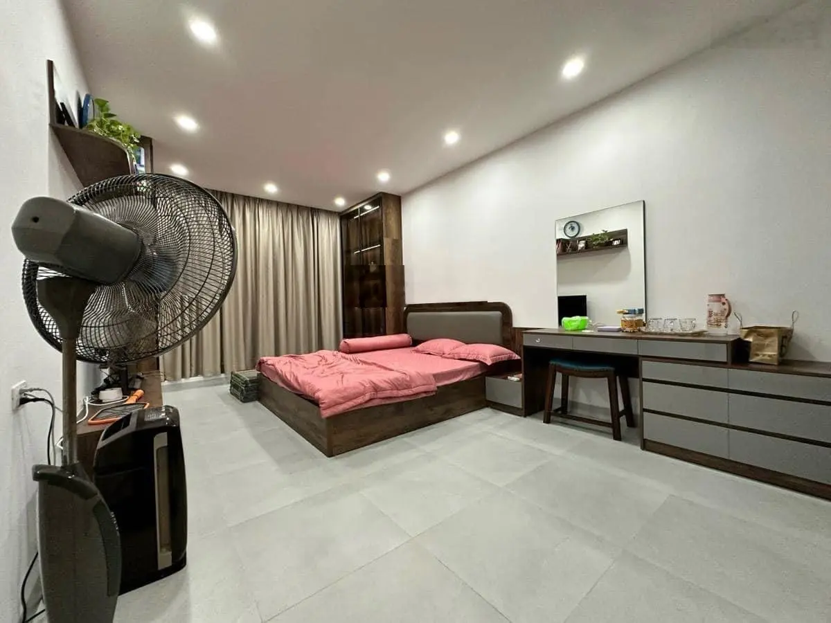 Nhanh! Nguyễn Thị Định, sát phố 3 ô tô tránh, thang máy, nhà mới, kinh doanh, 2 mặt thoáng, 50m2*6T
