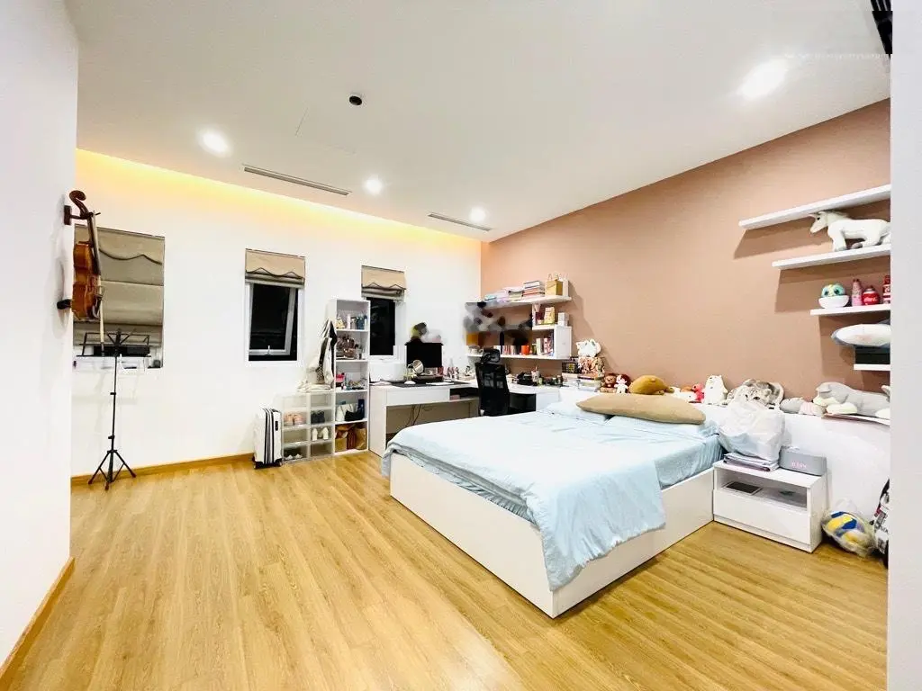 Bán nhà đẹp ngõ Ô TÔ - LÔ GÓC Phố Đồng Nhân 30m 5 tầng, sổ vuông, chỉ 4.1 tỷ (TL trục tiếp)