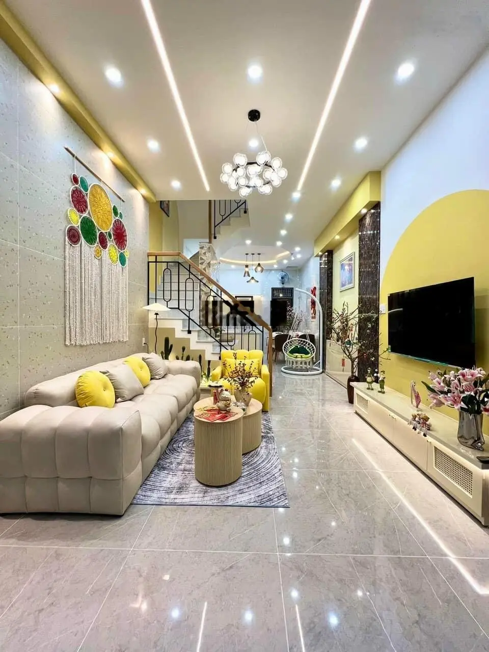 Rớt cọc cần sang tên gấp căn nhà gần MT đường Nguyễn Văn Quá, 85m2, sẵn sổ, sang tên công chứng