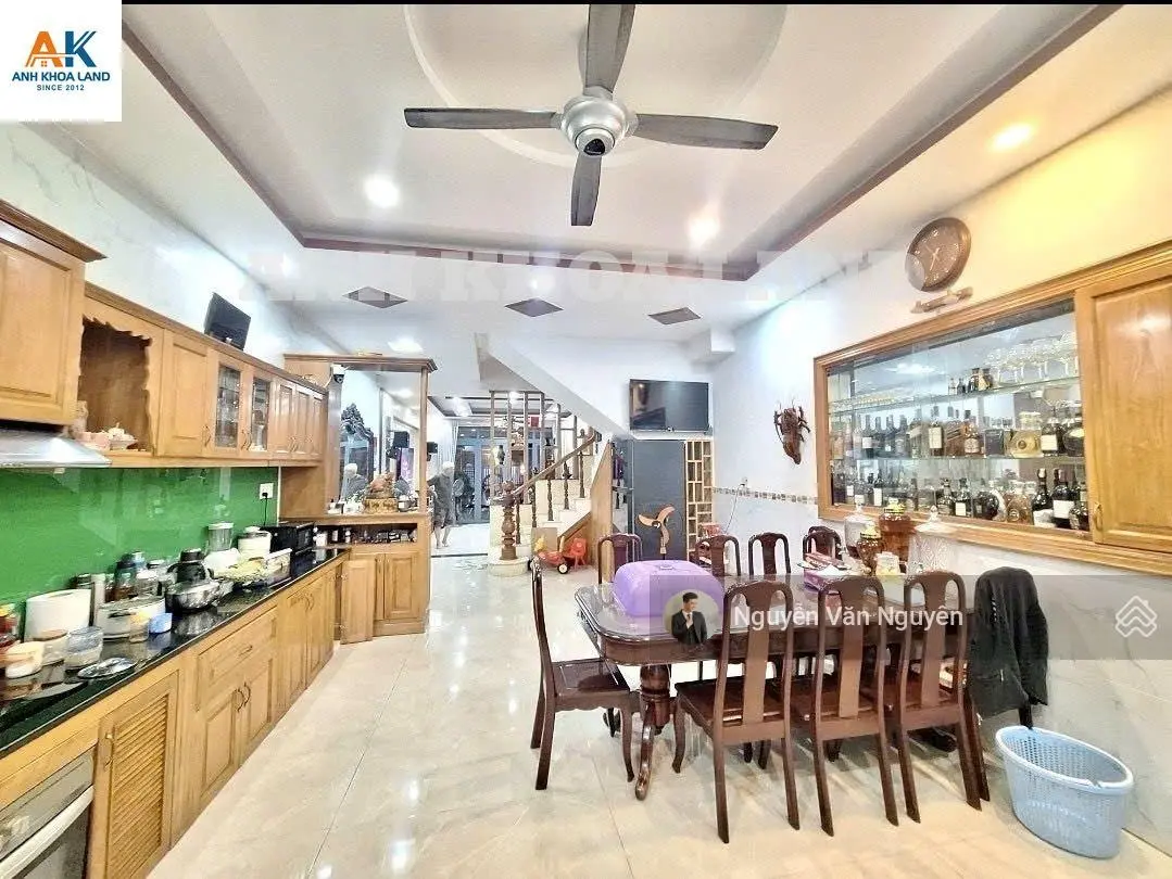Nhà khu vip 4 tầng Lê Văn Việt - P. Hiệp Phú - full nội thất - công năng 350m2 cạnh Vincom (5x28m)