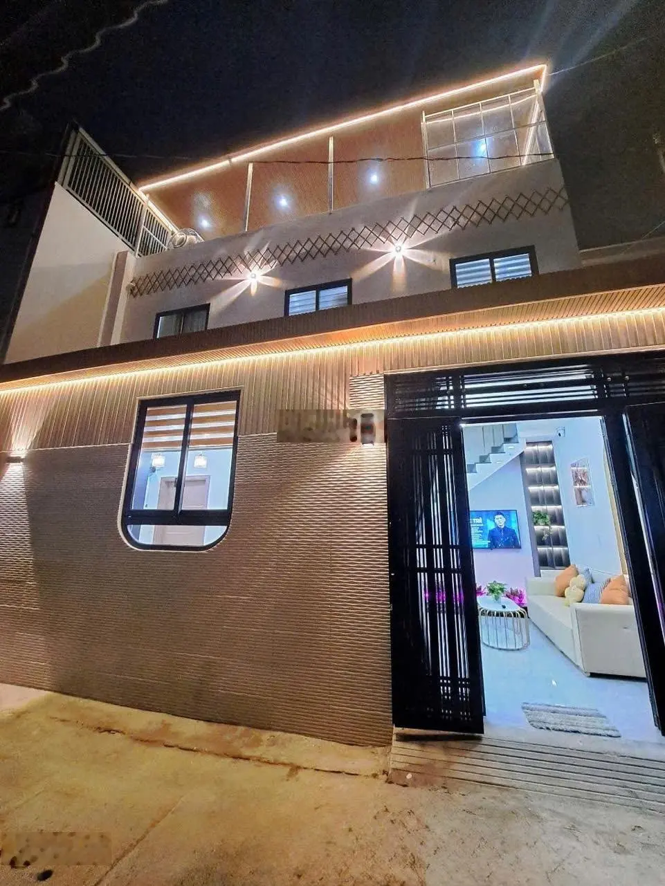 Nhà mới 3 tầng hẻm xe hơi thông Lê Văn Thọ, P11, Gò Vấp, nhà 44m2 giá chỉ 4,350 tỷ. Liên hệ ngay
