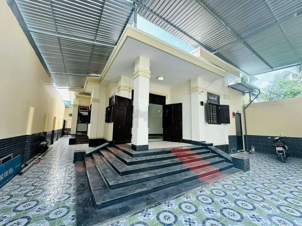 Nhà phường 6 và 22 phòng trọ 715 M² TP Bến Tre