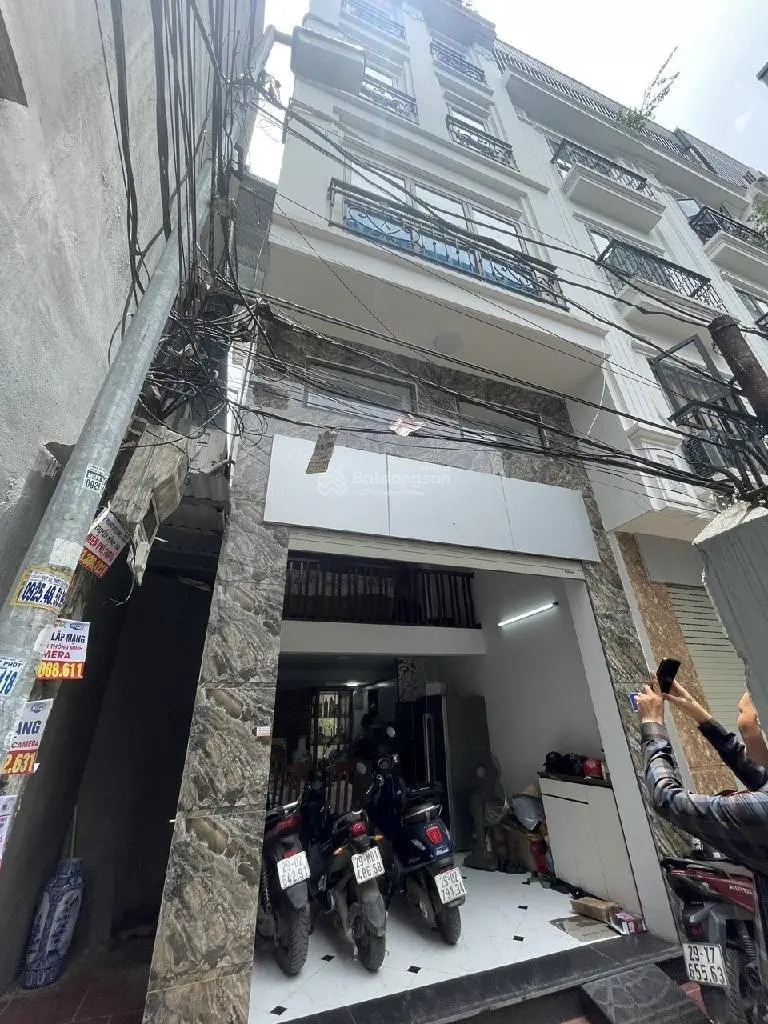 Bán nhà Bằng Liệt, Hoàng Mai, nhà mới đẹp 2 mặt thoáng, 36m2, 6.35 tỷ