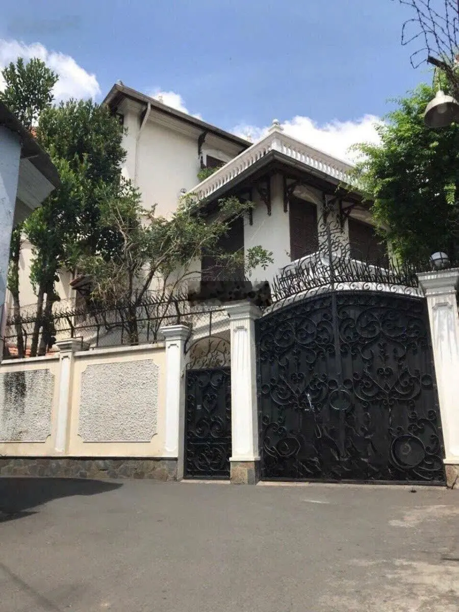 Bán biệt thự 115/... Trần Quốc Thảo, P.Võ Thị Sáu, Q3. DT: 26x20m. Giá bán 175 tỷ TL