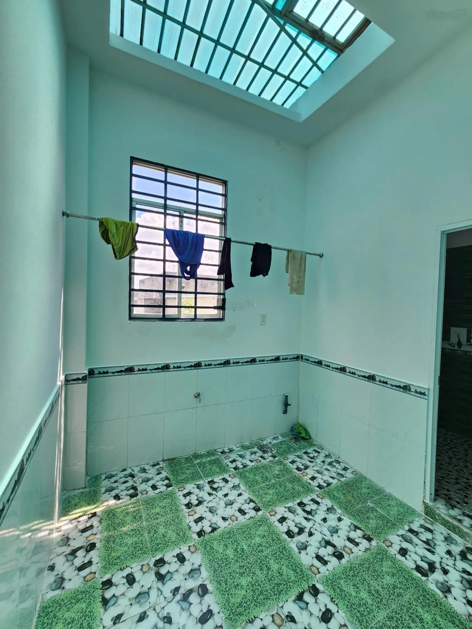 2.89 tỷ/ Cần bán nhà 1T1L đã sơn sửa mới lại ngay chợ Thành Nam Vòng xoay An Phú Thuận An sát ĐT743