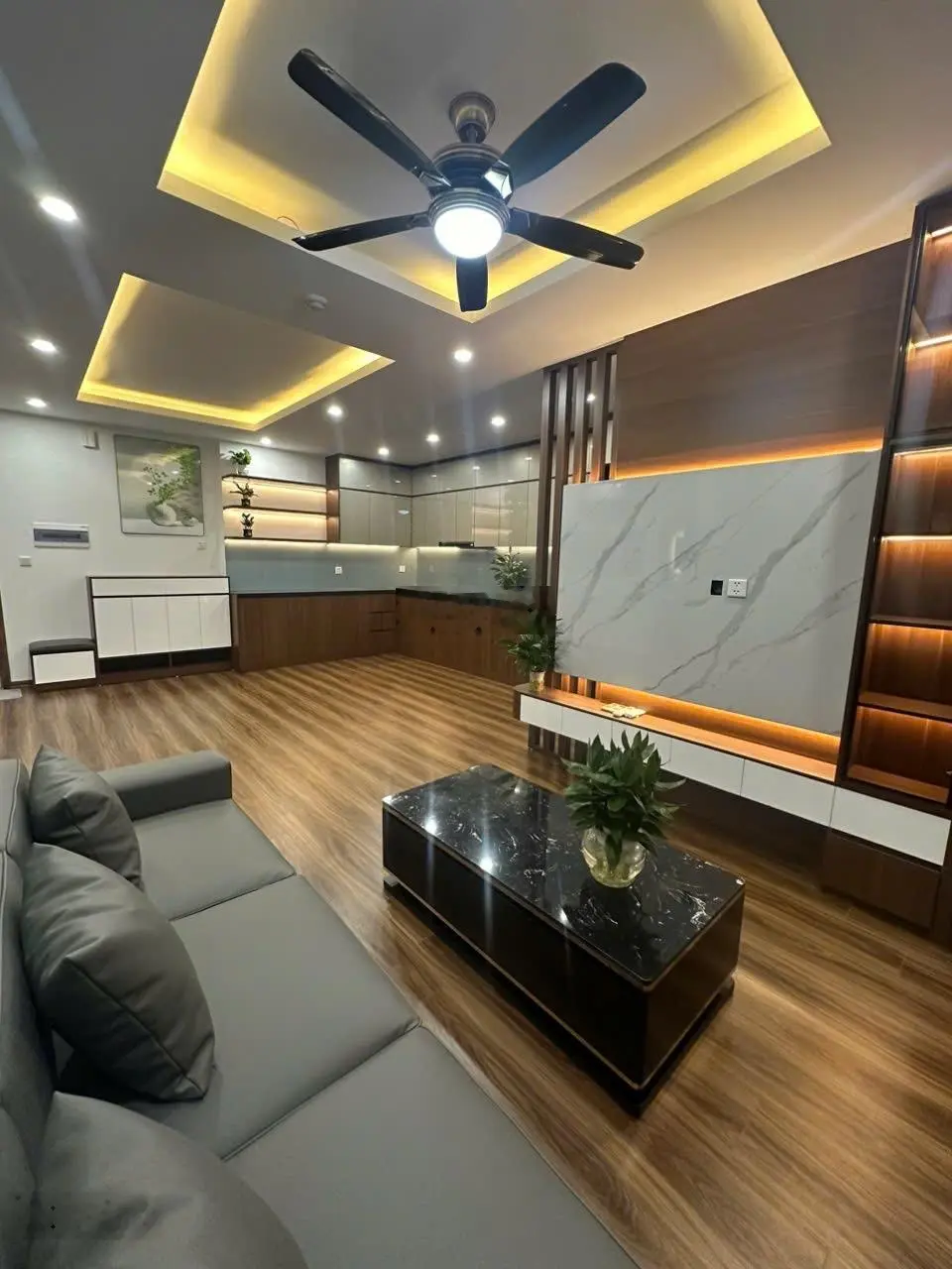 Siêu hời! bán căn hộ chung cư 2 ngủ tại pandora 53 triều khúc - chỉ 5,68 tỷ vnd dt:80m2 sẵn sổ đỏ