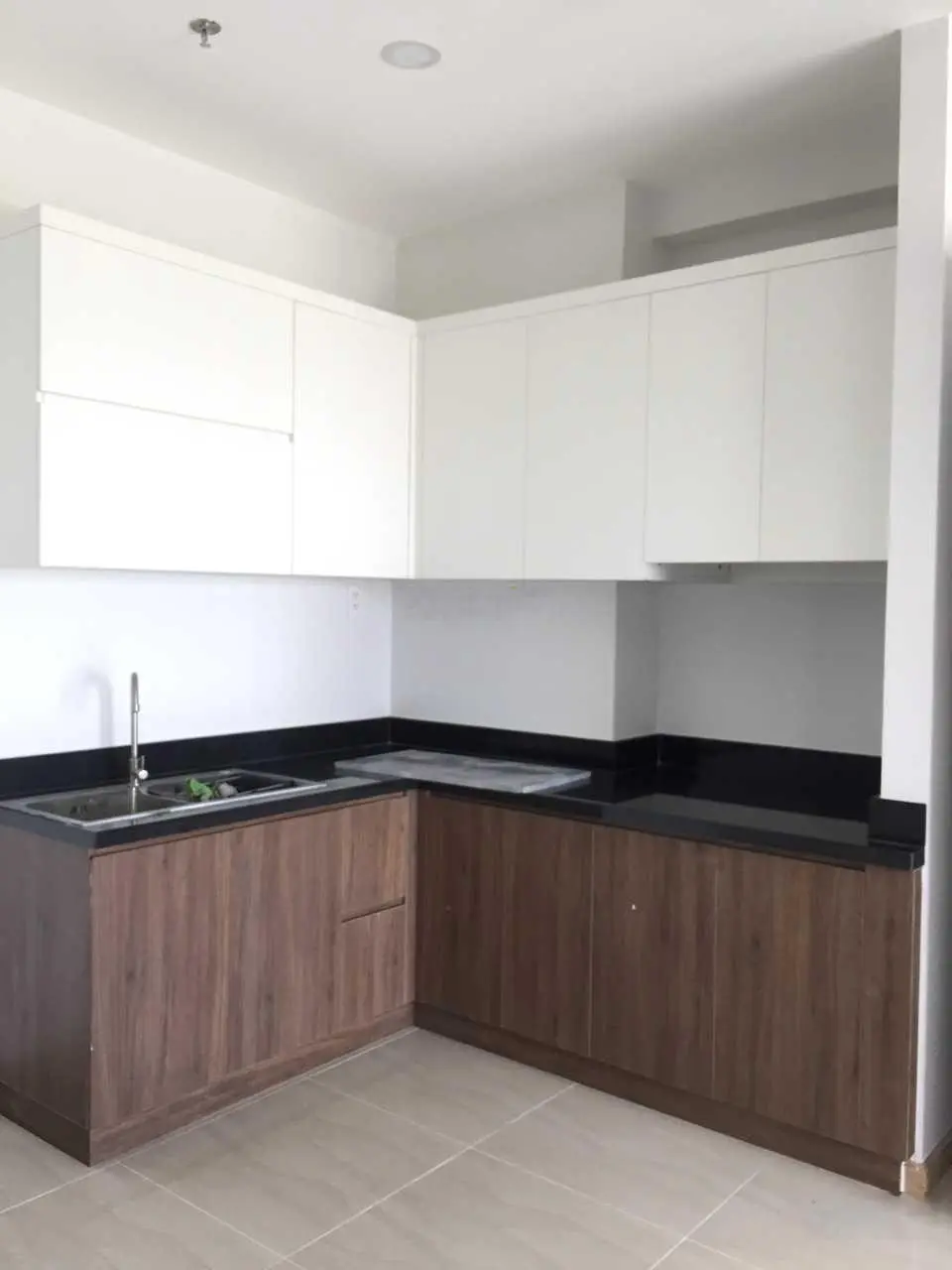 Cần bán gấp! Căn hộ Bcons Garden, 57m2 - 2PN - 2WC - 1,4 tỷ - nhà mới dọn vào ở ngay