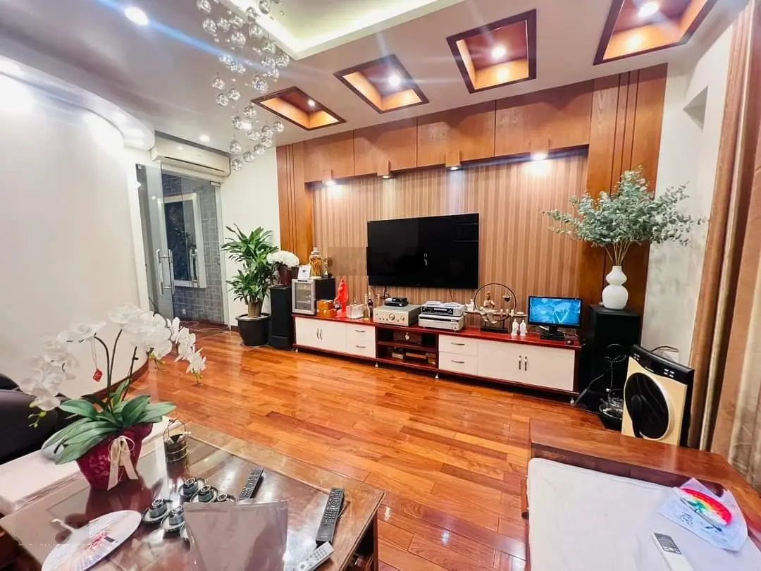 Bán nhà Vân Canh - 80m2x6T - sát phố - ô tô vào - 6 tầng - thang máy - nt xịn xò - nhỉnh 10 tỷ