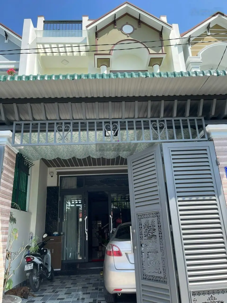 Bán nhà mới 2 tầng Vĩnh Thạnh - Nha Trang, đường xe hơi - giá 3,1 tỷ