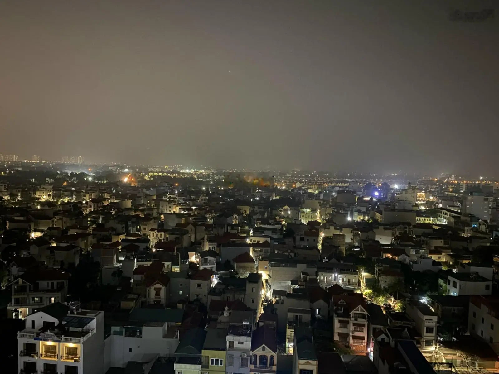 Bán căn hộ 2 phòng ngủ 2 vệ sinh full nội thất