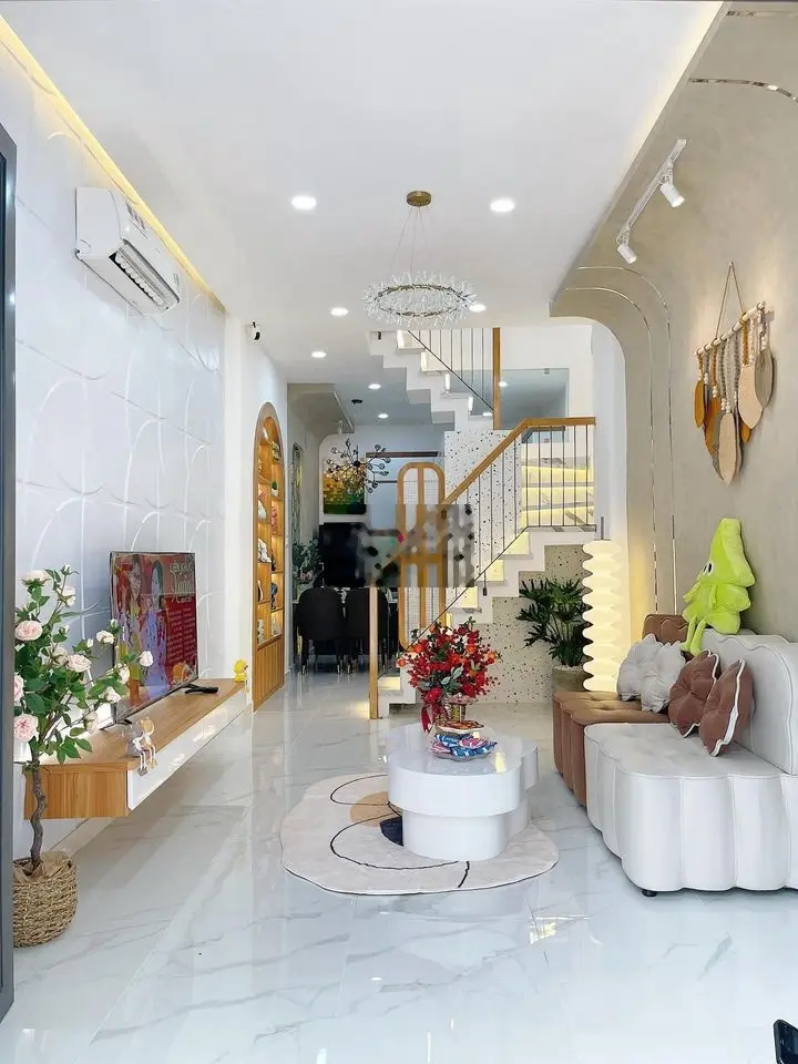 (BÌNH TÂN)BÁN GẤP NHÀ 3 LẦU, KẾT CẤU HIỆN ĐẠI, SHR, GIÁ 2,690 TỶ TL