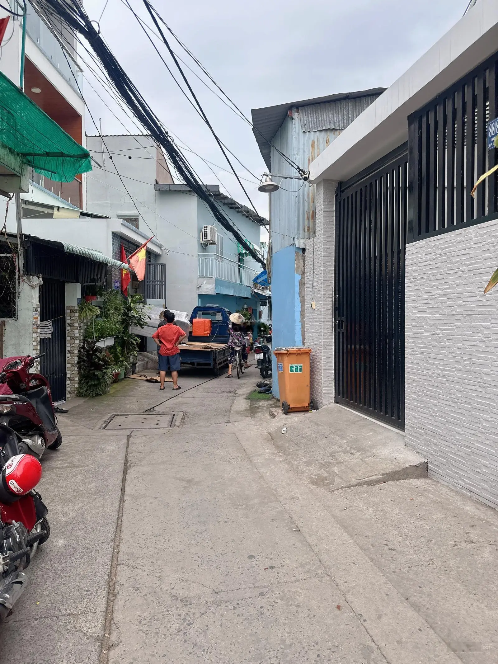Q7 HXH Nguyễn Văn Quỳ. DT: 5x21m 3 tầng 10PN 10WC, vừa ở vừa cho thuê sẵn dòng tiền. Giá: 8tỷ2