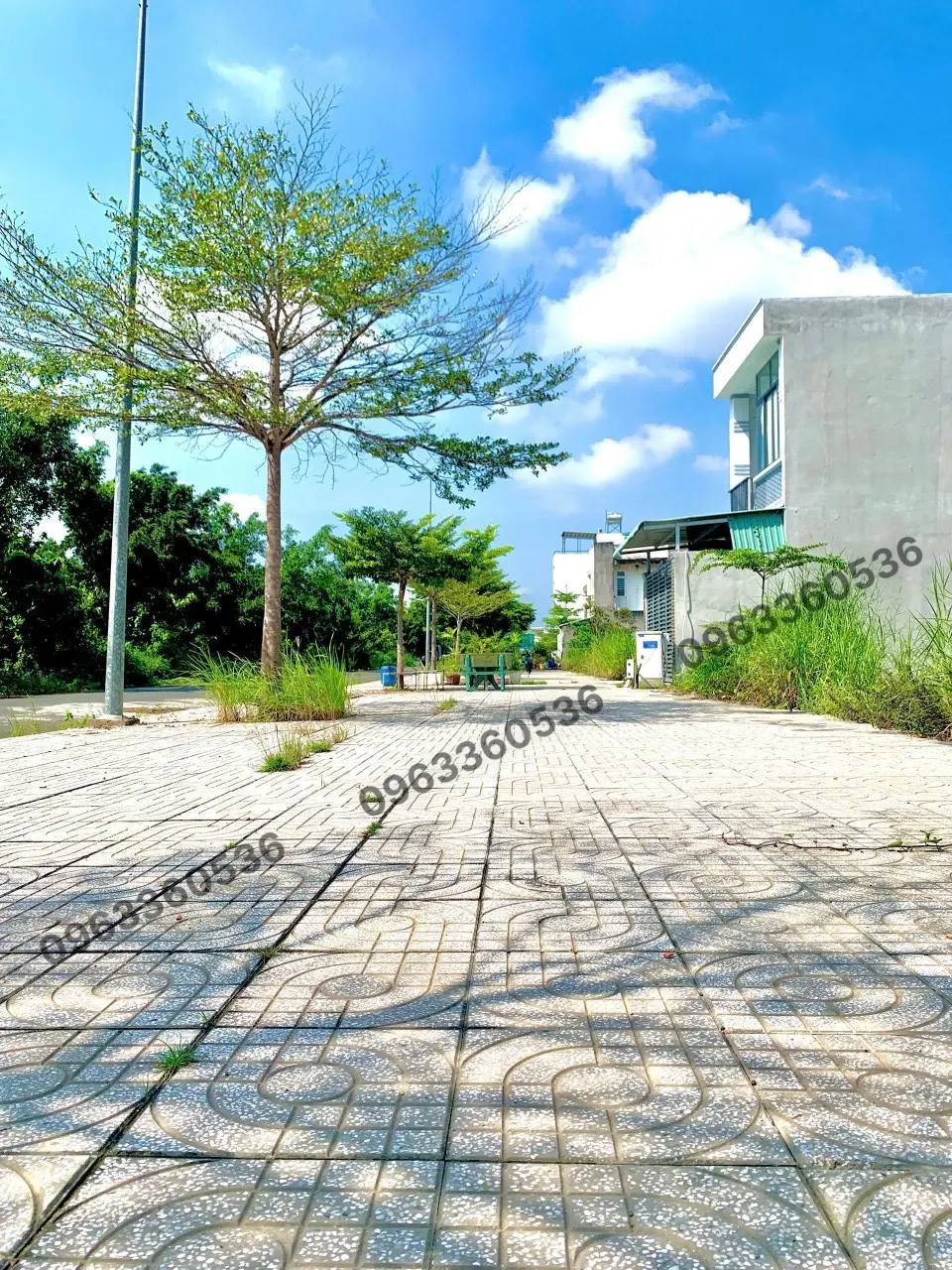Bán gấp nên 6x17,5m view hồ kdc Tân Đô giá chủ bán 2tỷ4 sổ hồng riêng