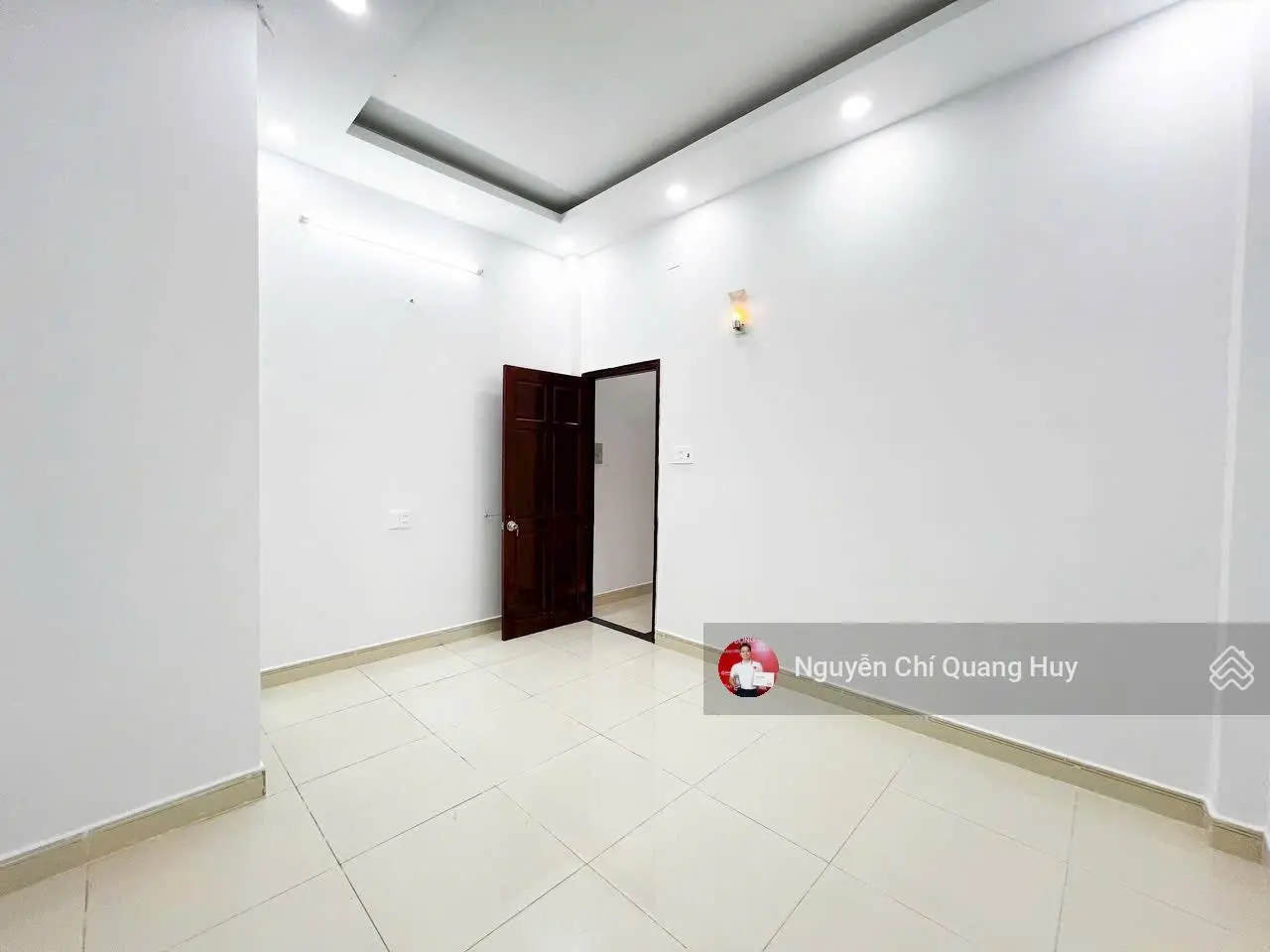 Nhà Phố hiện đại mới - hẻm 1806 Huỳnh Tấn Phát cách Q7 300m - 4m x 12m -Sổ hồng riêng - Giá 5,75 tỷ
