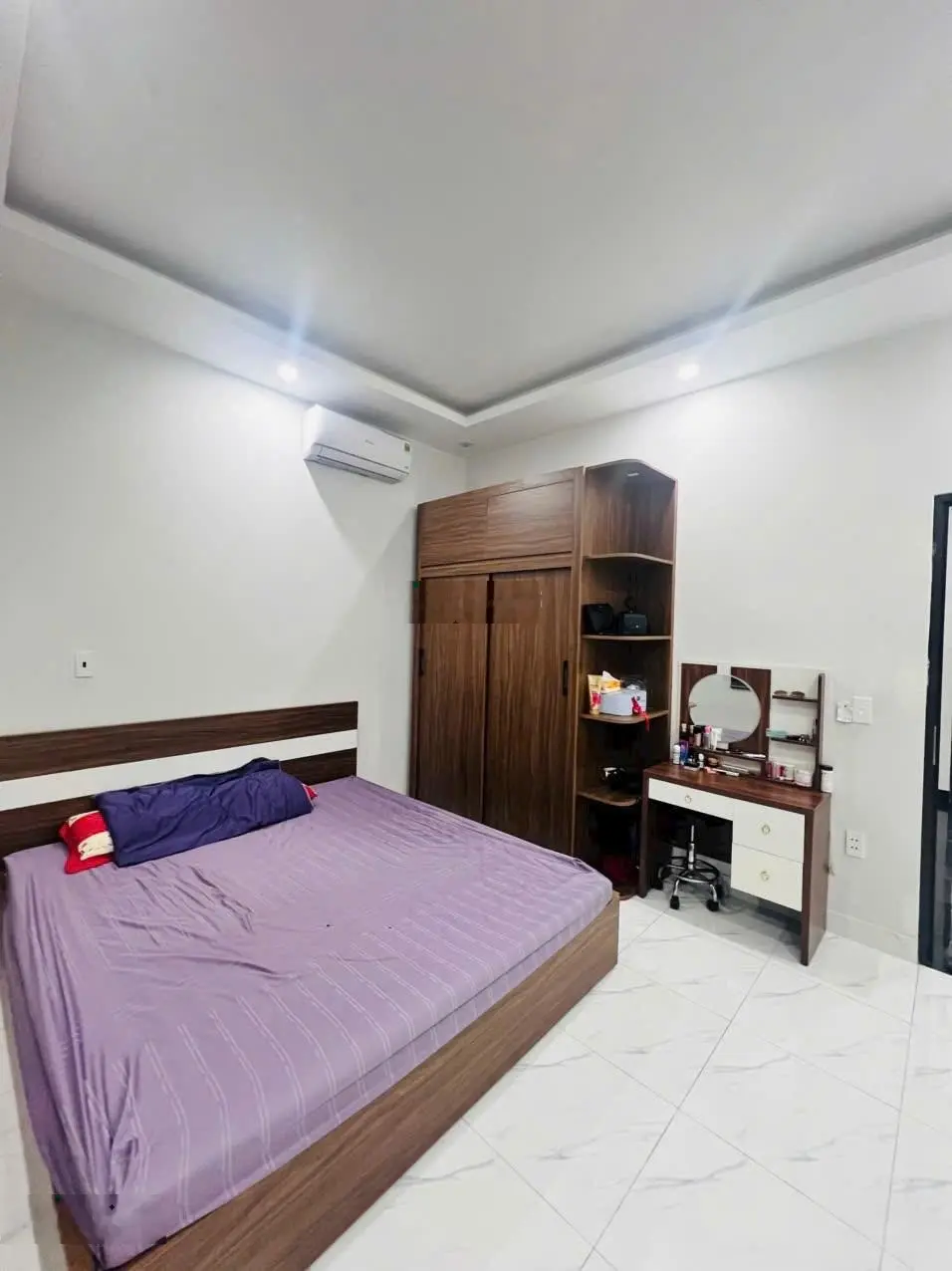Nhà đẹp 3 tầng full nội thất ngay cạnh bệnh An Dương cách cầu rế 200m