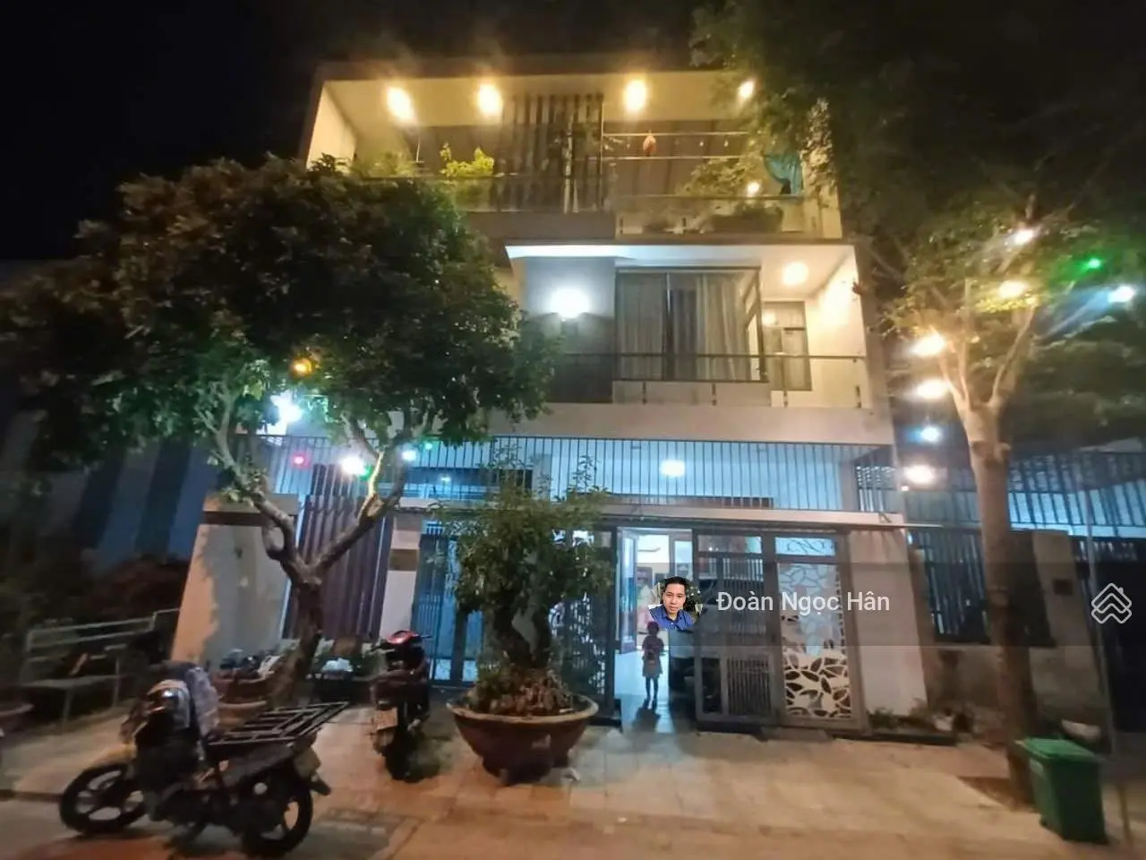 Nhà MT ngang 10m gần biển DT 170m2 kẹp cống, rất đẹp
