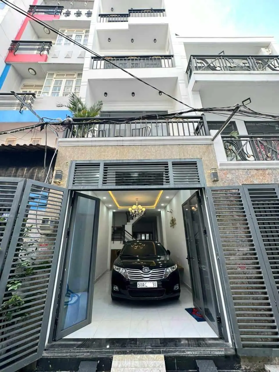Giảm 200tr bán gấp - nhà mới đẹp - xe hơi nằm chơi trong nhà