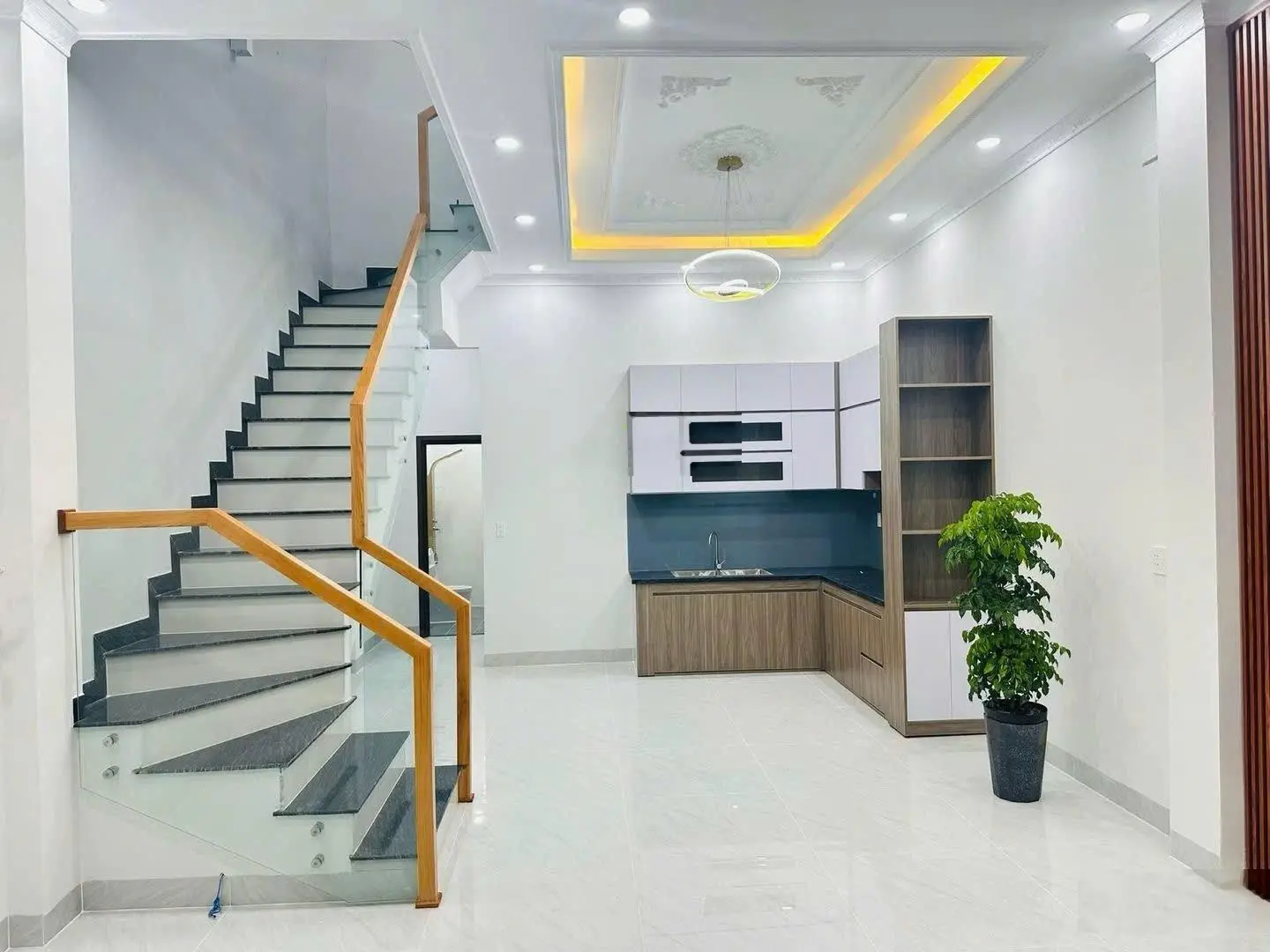 Bán nhà riêng đẹp, 4PN, 4WC, 86m2, 4,25 tỷ tại Hoàng Minh Chánh, Hóa An, Biên Hòa