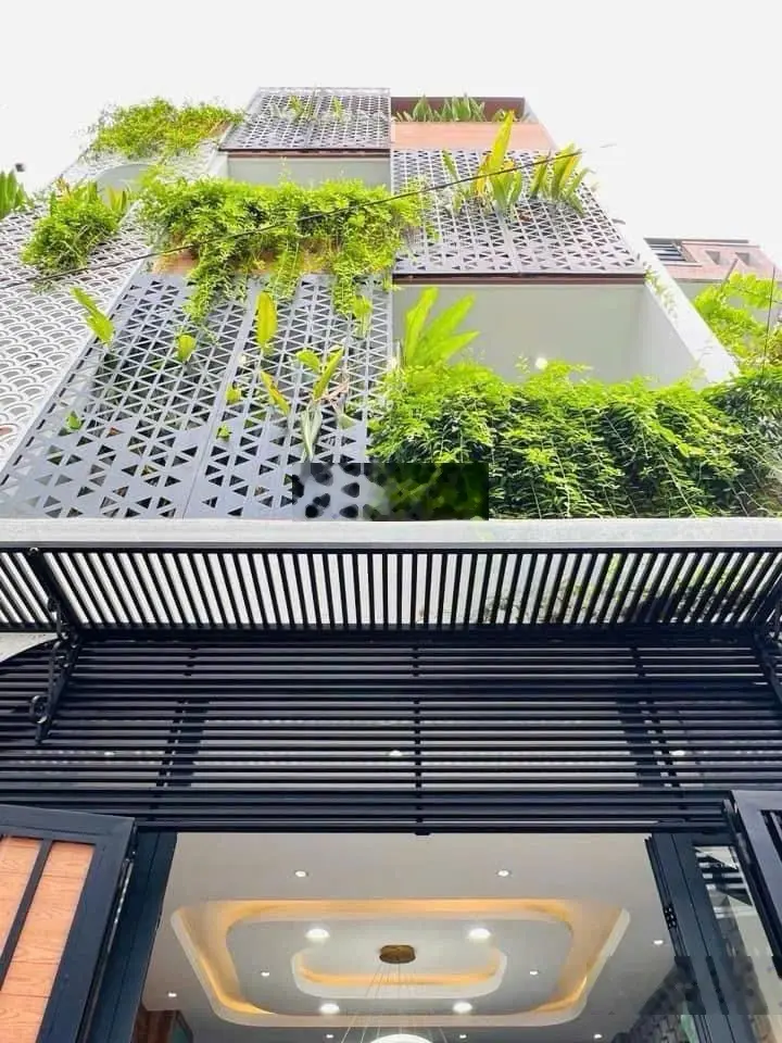 Tôi cần bán nhà Giá 3.390Tỷ/75m2 - đường Cao Thắng, Phường 10, Quận 10 ngay ngã 4 Điện Biên Phủ