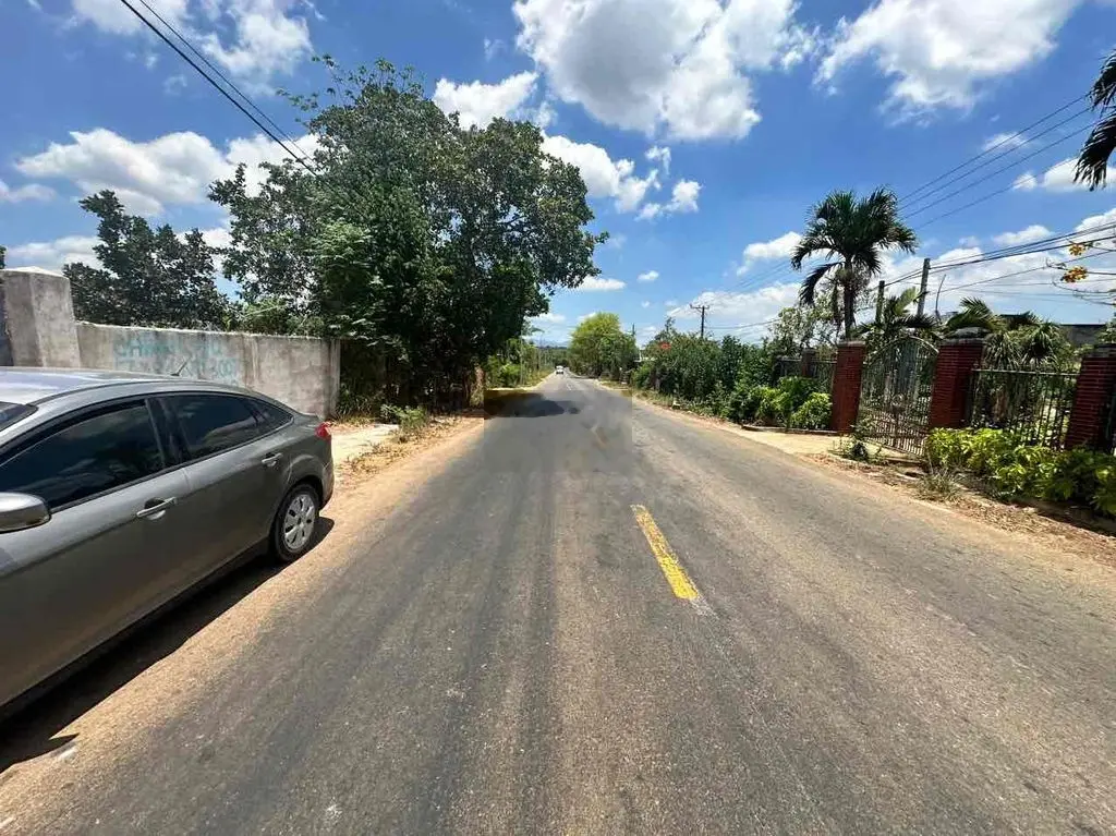 nhà và đất 7500m2 giá rẻ