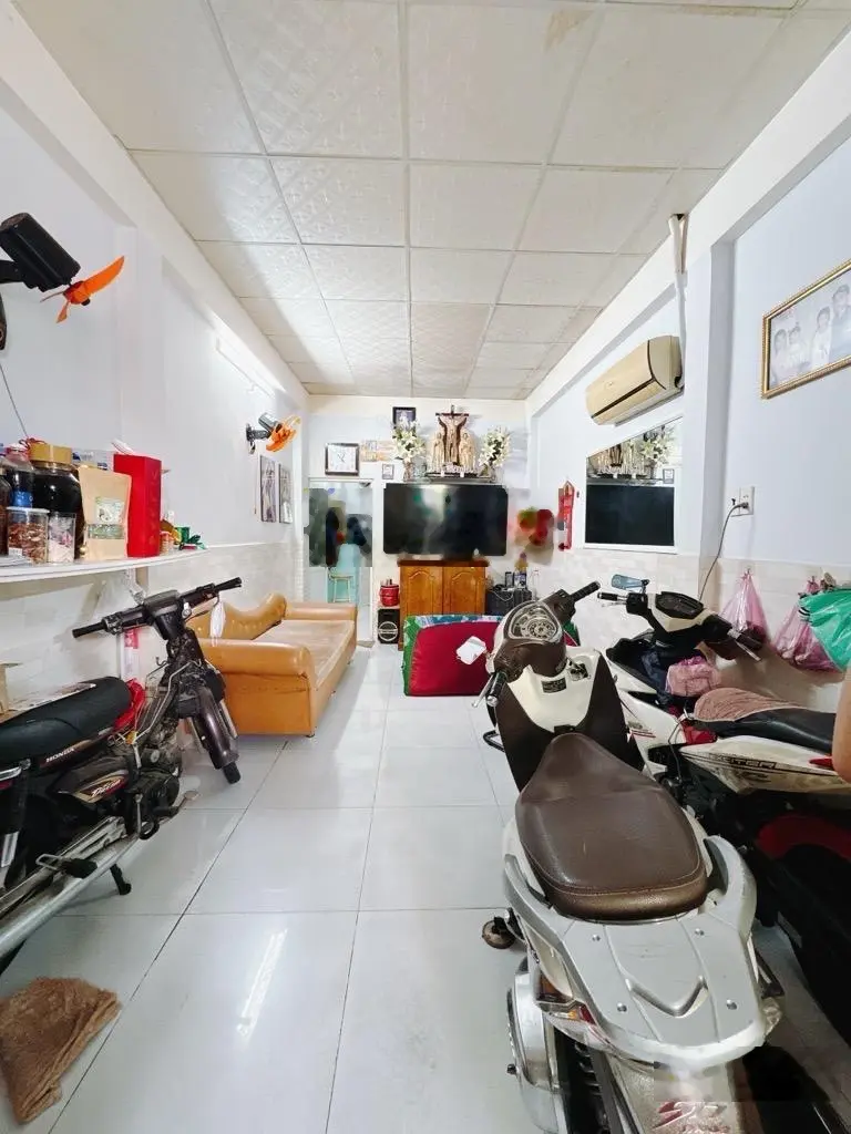 Mặt tiền đường số thuận lợi KDBB đa ngành 2 tầng cũ tiện xây mới-SHR hoàn công nhanh 5tỷ tl(nở hậu)
