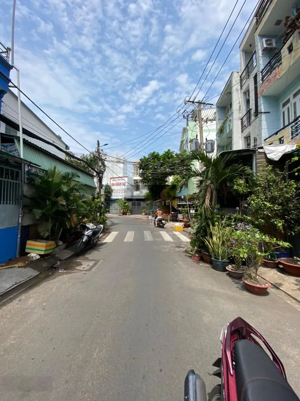 Hẻm 8m gần chợ Tân Hương 5.3x15m trệt 8 tỷ