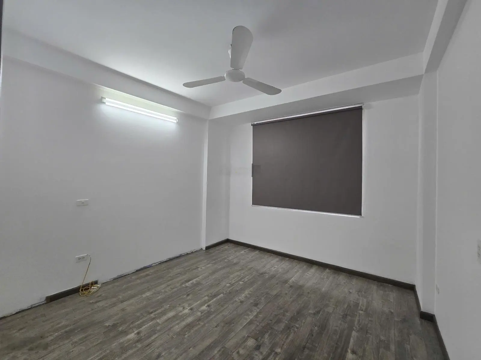 Bán nhà 6 tầng thang máy phố Yên Hòa-Cầu Giấy-Hà Nội, vị trí đẹp, kinh doanh tốt. Giá thương lượng!