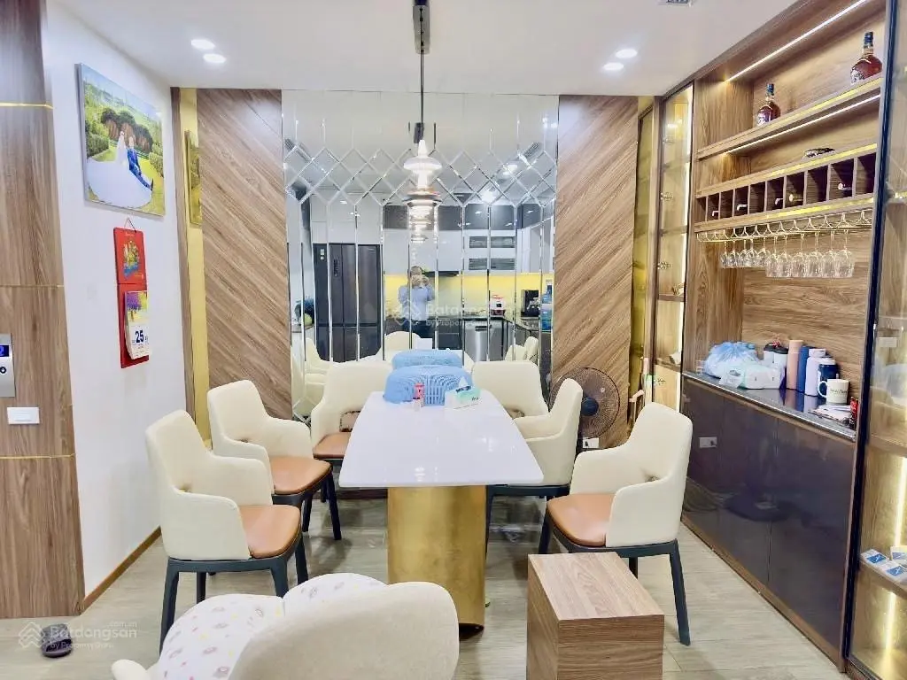 Bán Toàn Nhà 6 Tầng Khu TĐC phường Long Biên 22.5 tỷ-KINH DOANH-VĨA HÈ-Ô TÔ TRÁNH- THANG MÁY
