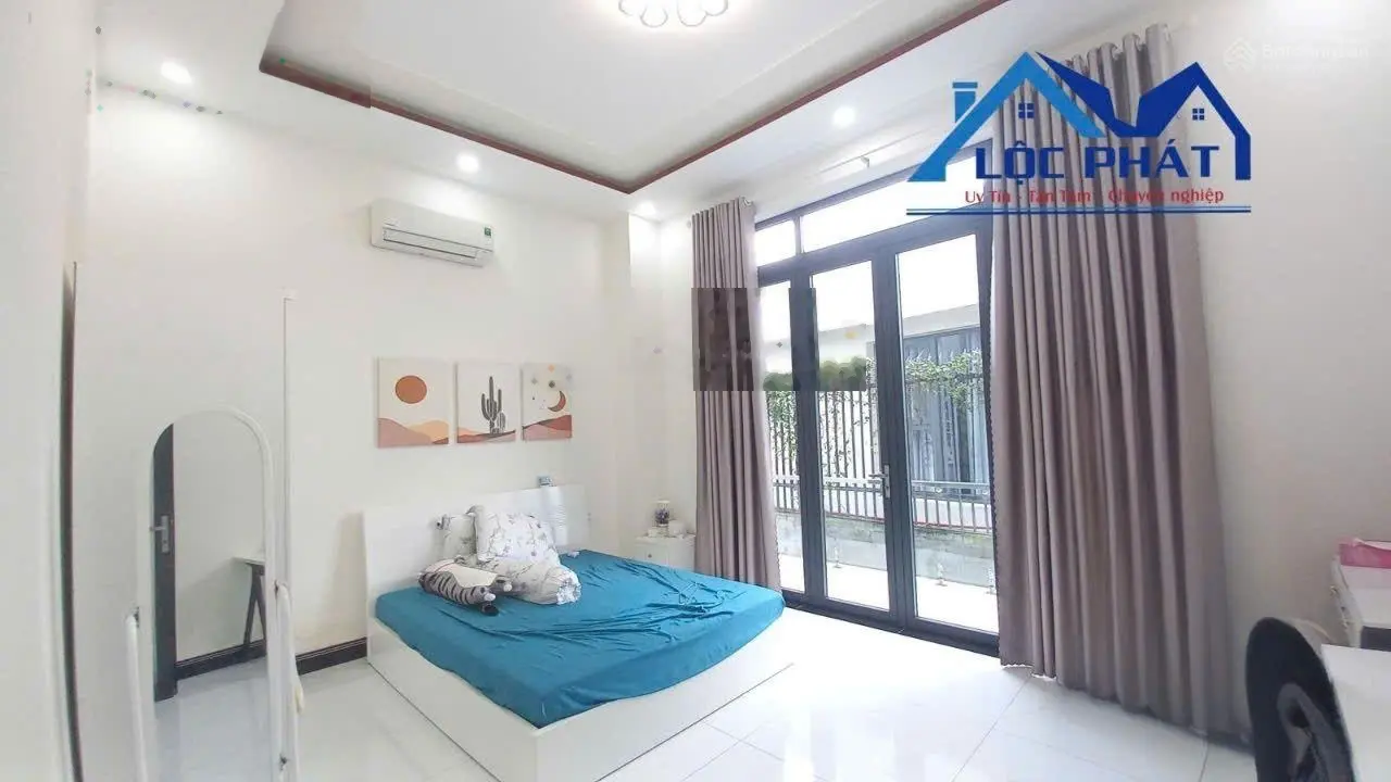 Bán nhà mái Thái thị trấn Long Thành 654 m2 chỉ 21 tỷ