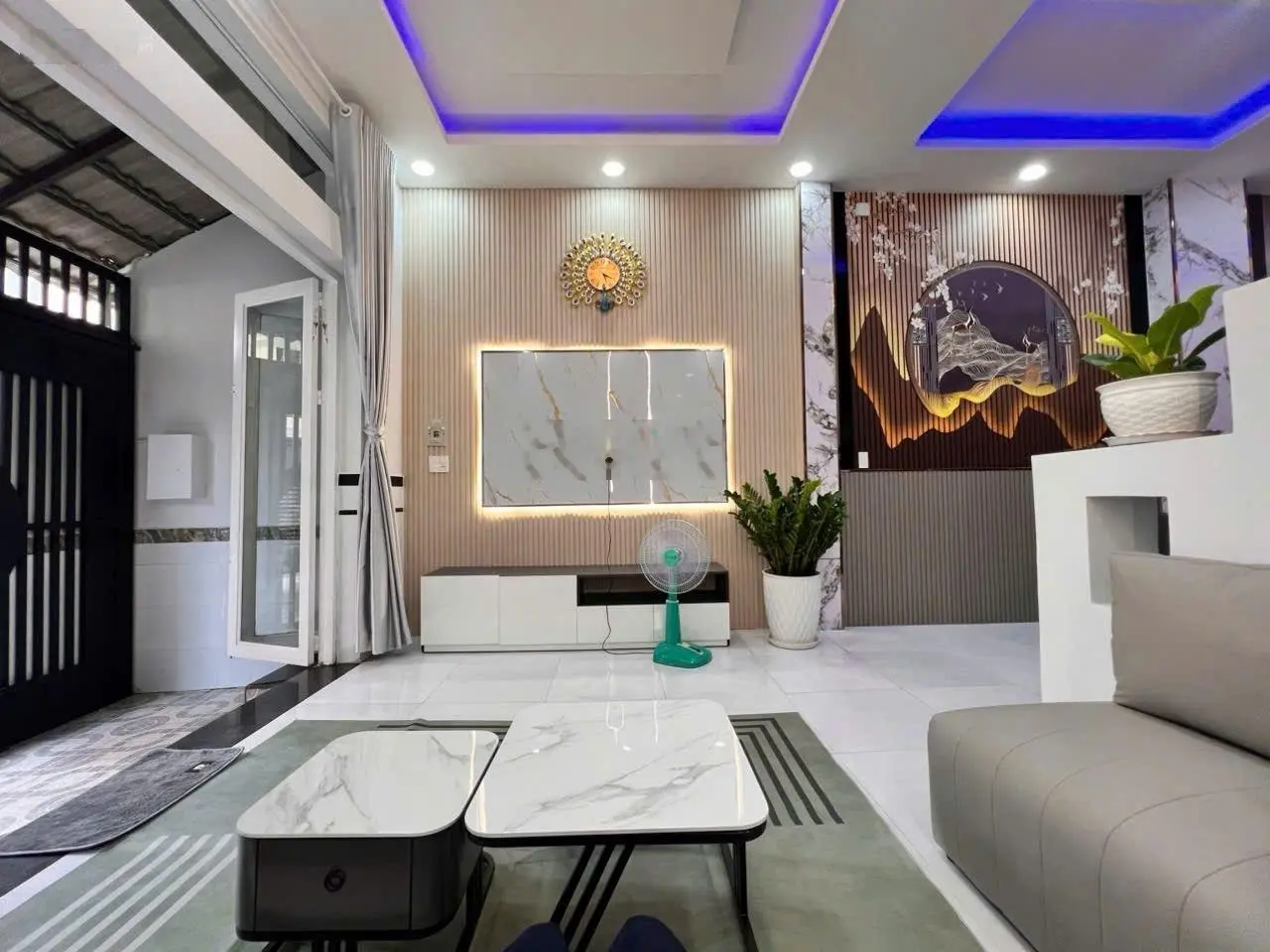 Nhà sổ hồng riêng Thạnh Lộc 12, 4,55 tỷ, 52m2, 3PN, 3WC, cực chất bao đẹp,ngã tư Ga, chợ Cầu Đồng