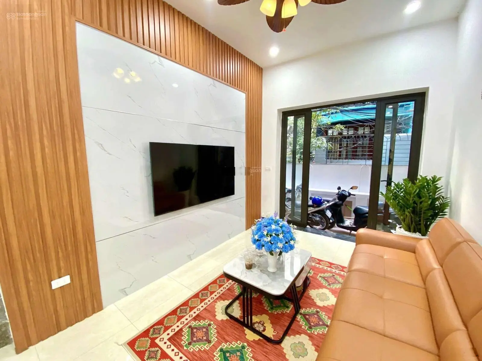 Bán nhà đường Cầu Giấy, thoáng trước sau,thang máy, 50m ra ô tô tránh, chủ tự xây, 37m*6T, mt4,5m .