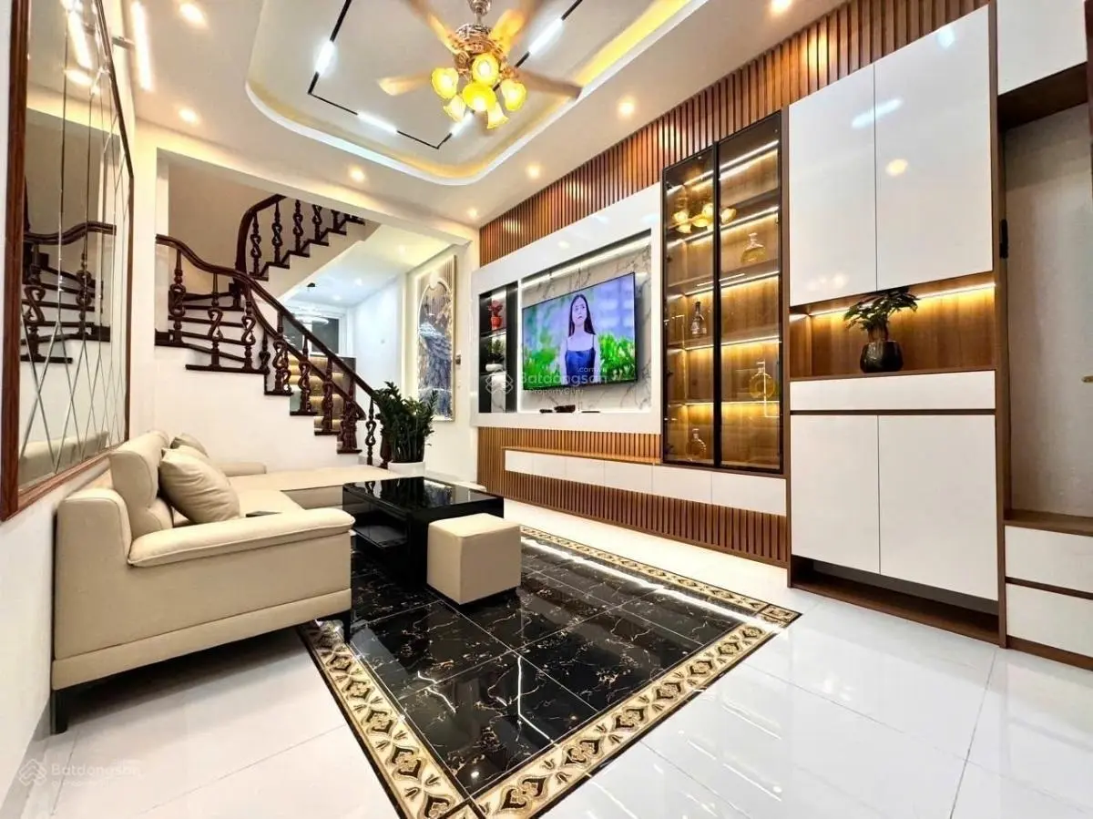 Bán Nhà Quan Hoa. Diện Tích 40m,4 Tầng, Mặt Tiền 3,5m, Giá 9,5tỷ. Full Nội Thất, Thoáng Trước Sau..