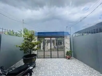 Bán cắt lỗ! Nhà mới 2 tầng 170m2 trung tâm thị trấn Diên Khánh giá chỉ 3,6 tỷ