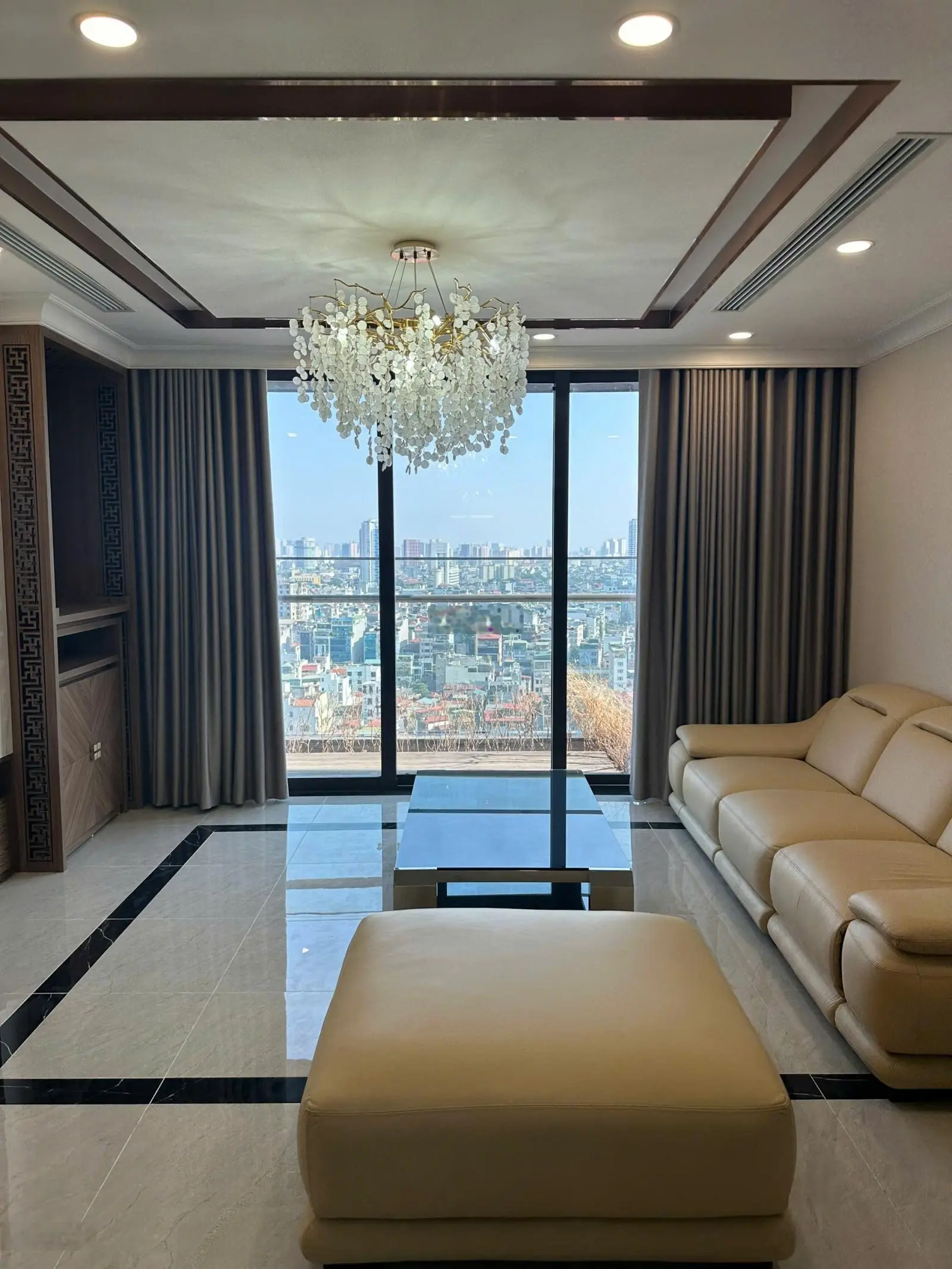 Địch cư nước ngoài nhượng lại căn 2PN 2VS ở Green Diamond 93 Láng Hạ