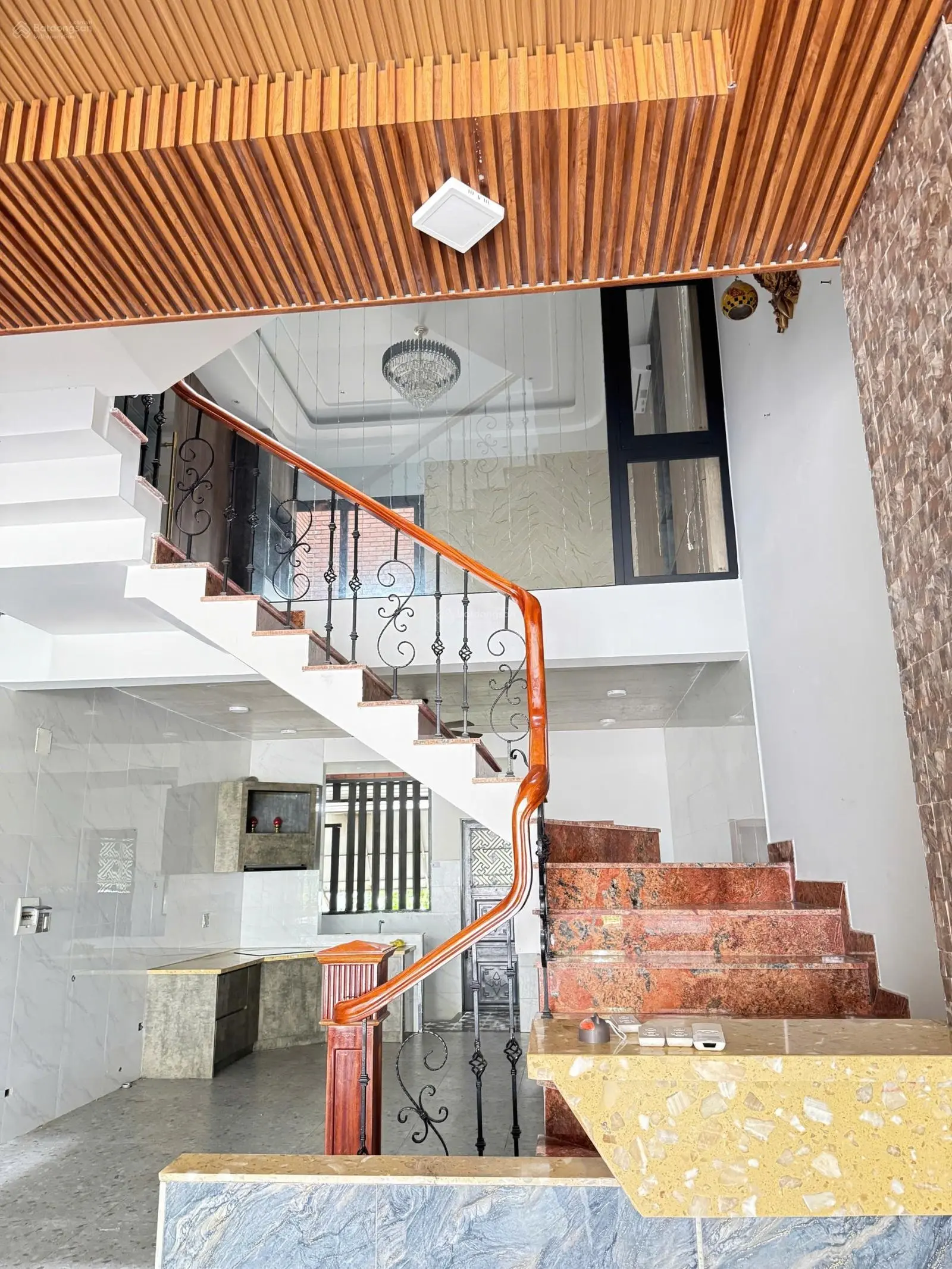 Chính chủ cần bán nhà 3 tầng đường Nguyễn Văn Thông - Hoà Xuân, Cẩm Lệ