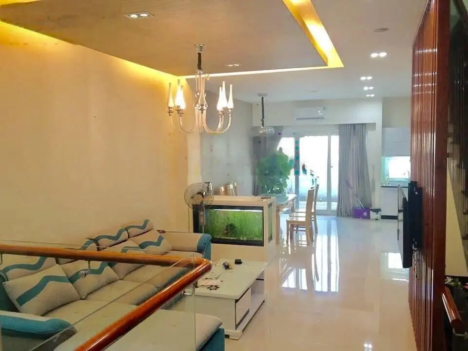 Siêu rẻ! Bán nhà 4 tầng 110m2 7PN khép kín đường Nguyễn Công Trứ - Sơn Trà cách biển 20m - 14.5 tỷ