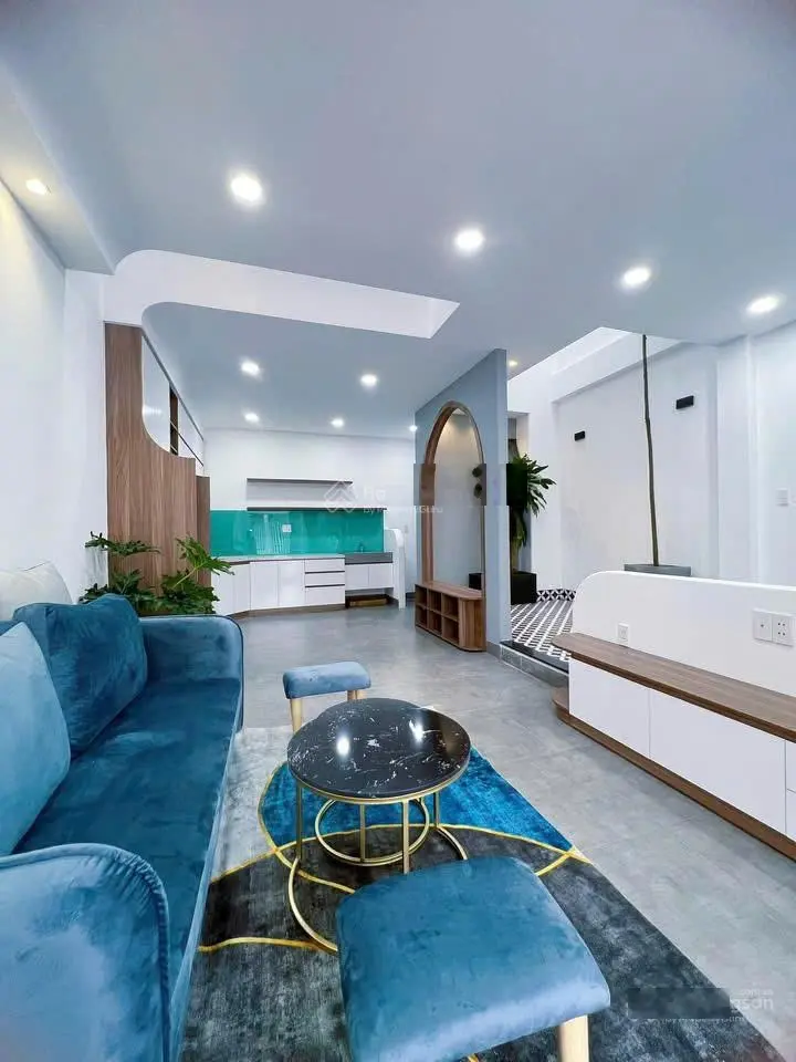 Nhà đẹp ngay mặt tiền đường DX 84 Định Hòa, Thủ Dầu Một, gần bệnh viện 1500G, thiết kế hiện đại