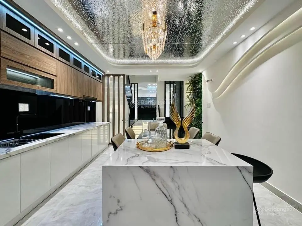 Siêu phẩm dòng tiền ,căn nhà 1trệt 3 lầu tại khu VIP bên sông hiệp bình Chánh thủ Đức giá 4ty250
