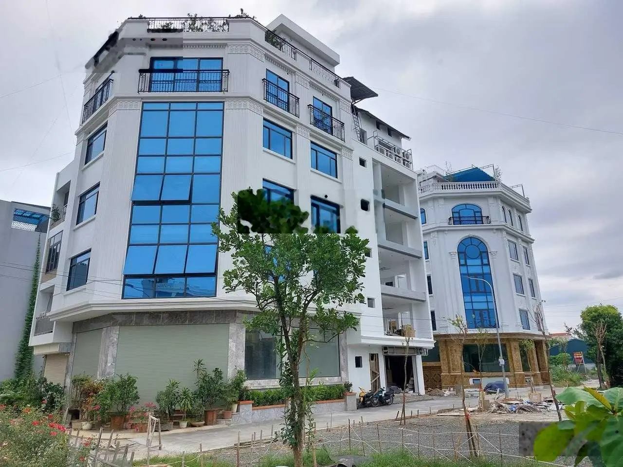 Chính chủ cần bán lô góc 298m2 MT 33m siêu đẹp siêu vip vài bước chân ra đường QL 32 giá tốt nhất