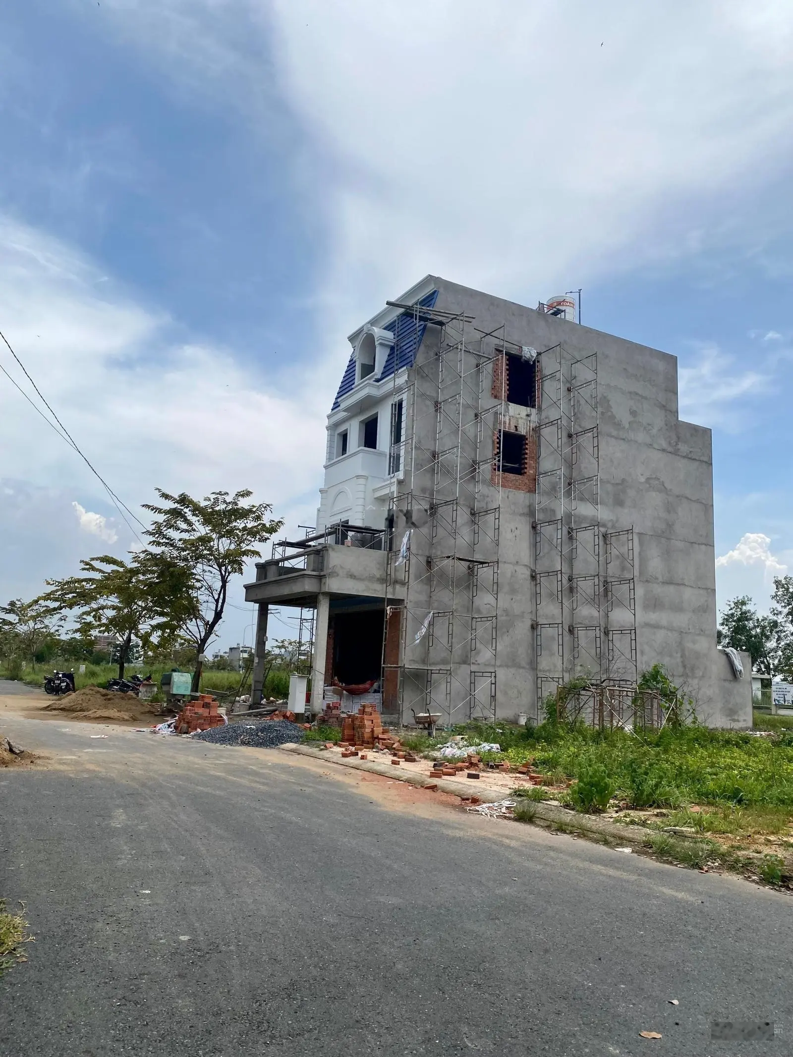 Đất ngộp Long Hưng 2 mặt tiền! Kẹt tiền cần bán nhanh, 100m2, bao thuế