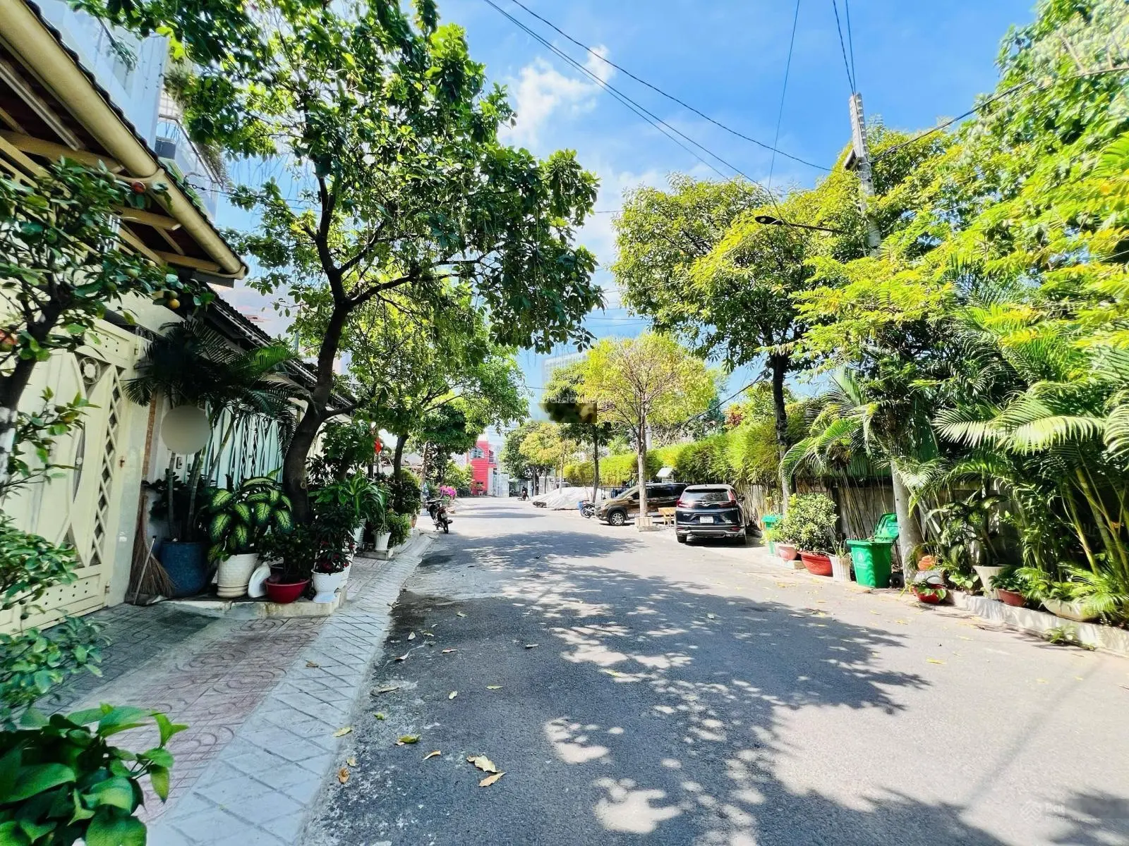 Cực sốc! Giảm 2 Tỷ bao giá toàn khu- Bán nhà 1T2L đường 10m sát Tô Ngọc Vân - Dt 145m2 ( ngang 10)