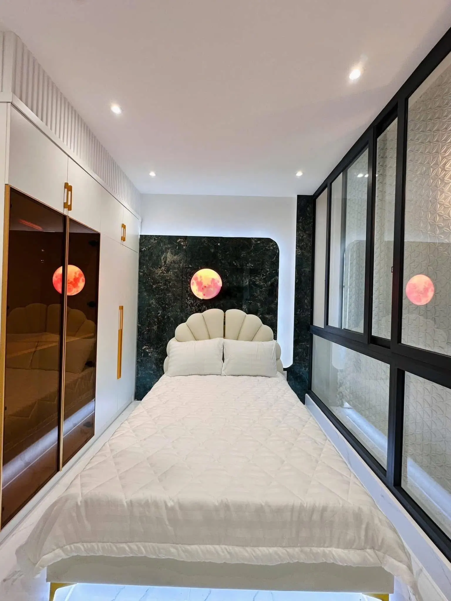 Bán nhà HXH 7m thông 276/113 Thống Nhất P16 ngay Lotter Mart 4 tầng 4PN 5WC 4x15.3m có thang máy