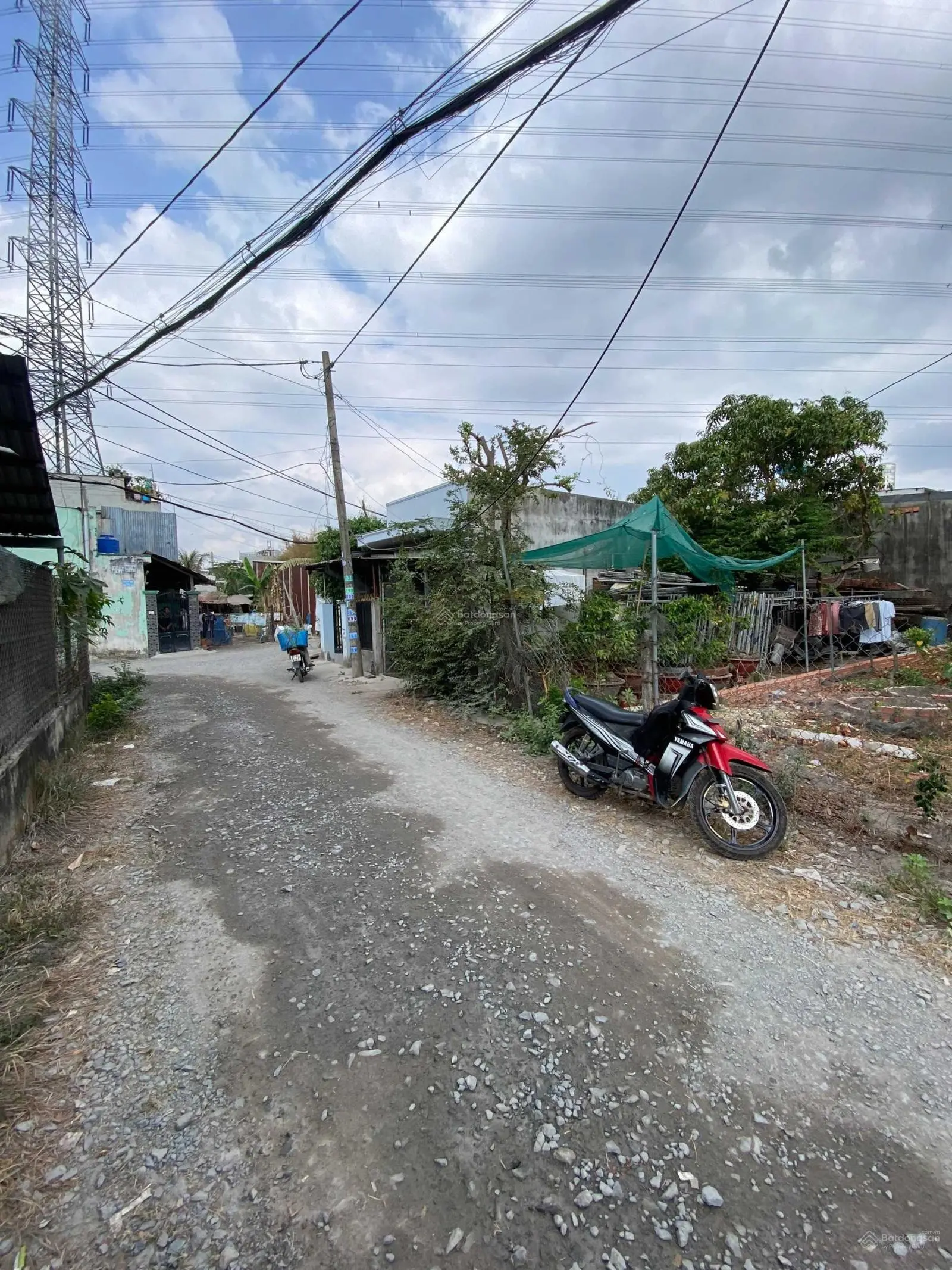 Chủ cần bán gấp lô đất SHR 1/ Nguyễn Thị Thảnh, Thới Tam Thôn, Hóc Môn, sát vách Hiệp Thành, Q12