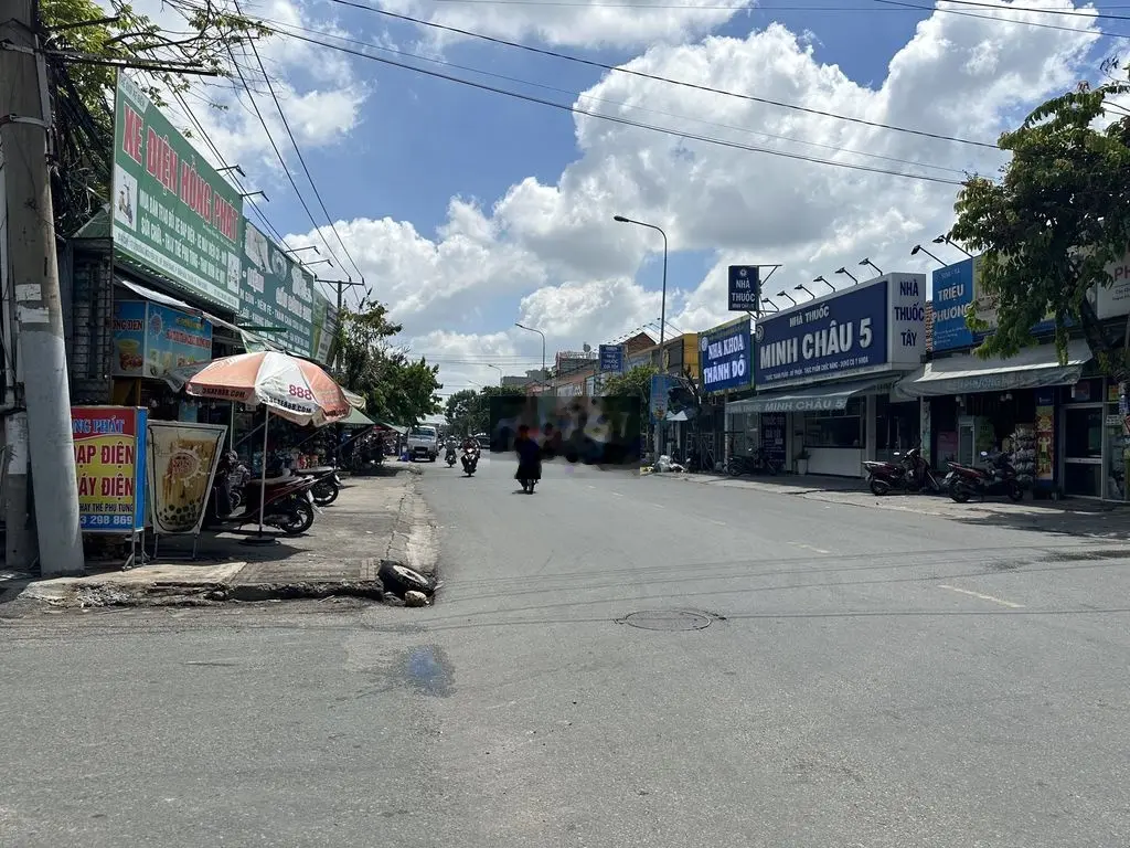 Đất Trong KDC đường bàn cờ, đối diện trường học, đường thông chợ chính