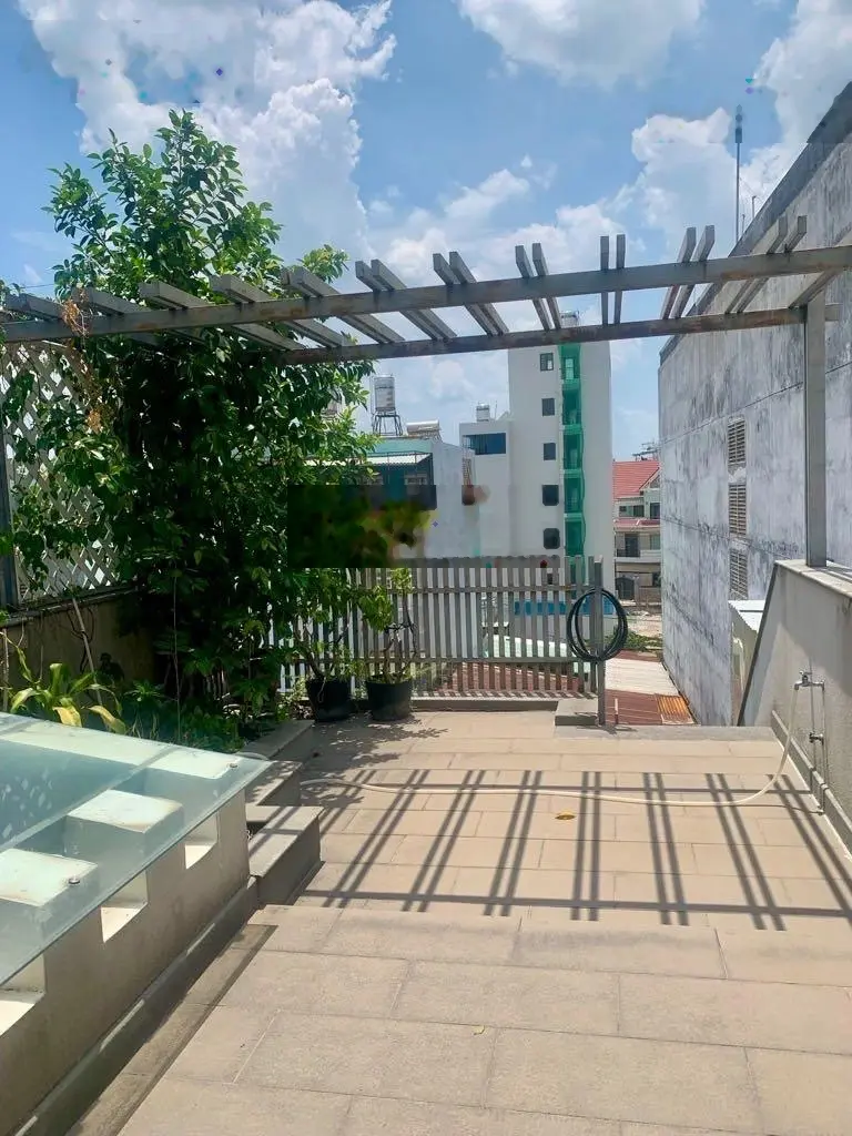 Nhà đẹp Emart Phan Huy Ích 89m2 5 Tầng Hẻm Xe Hơi chỉ Nhỉnh 7 Tỷ