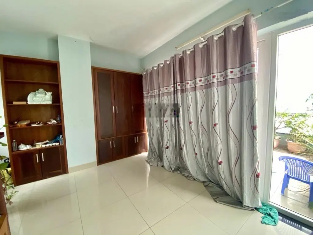 Chỉ Với 6 Tỷ 5 Có Nhà 70m2 Ngay Tân Sơn Nhì - Hẻm Xe Hơi 4 Chỗ - Nhà 4 Tầng Nở Hậu - 6 Phòng Ngủ