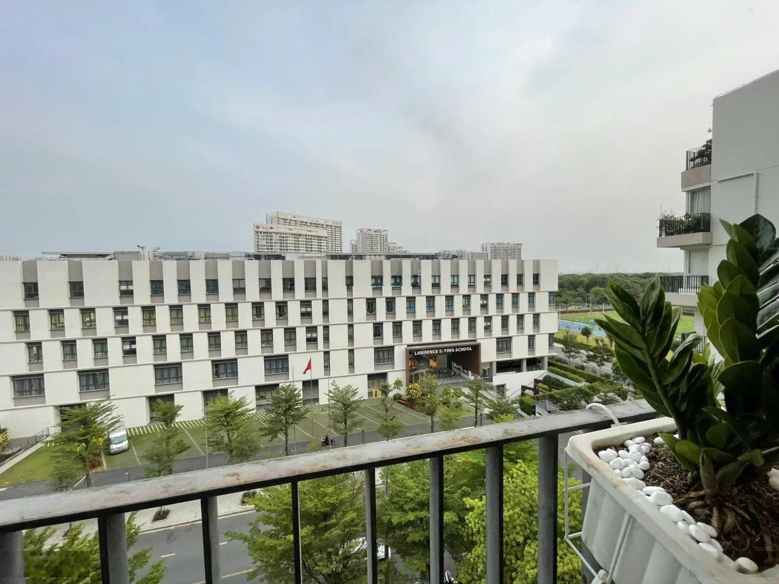 Lê Phương 0903 036 ***, cần bán căn hộ CC Star Hill, PMH Q7, DT 94m2, 3PN, giá 6,7 tỷ + ô xe hơi