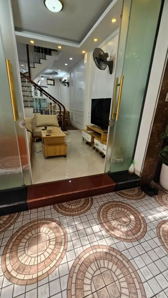 Ngõ Quỳnh – Trung tâm Hai Bà Trưng - 32m2 4T 5 ngủ - 30m ra oto