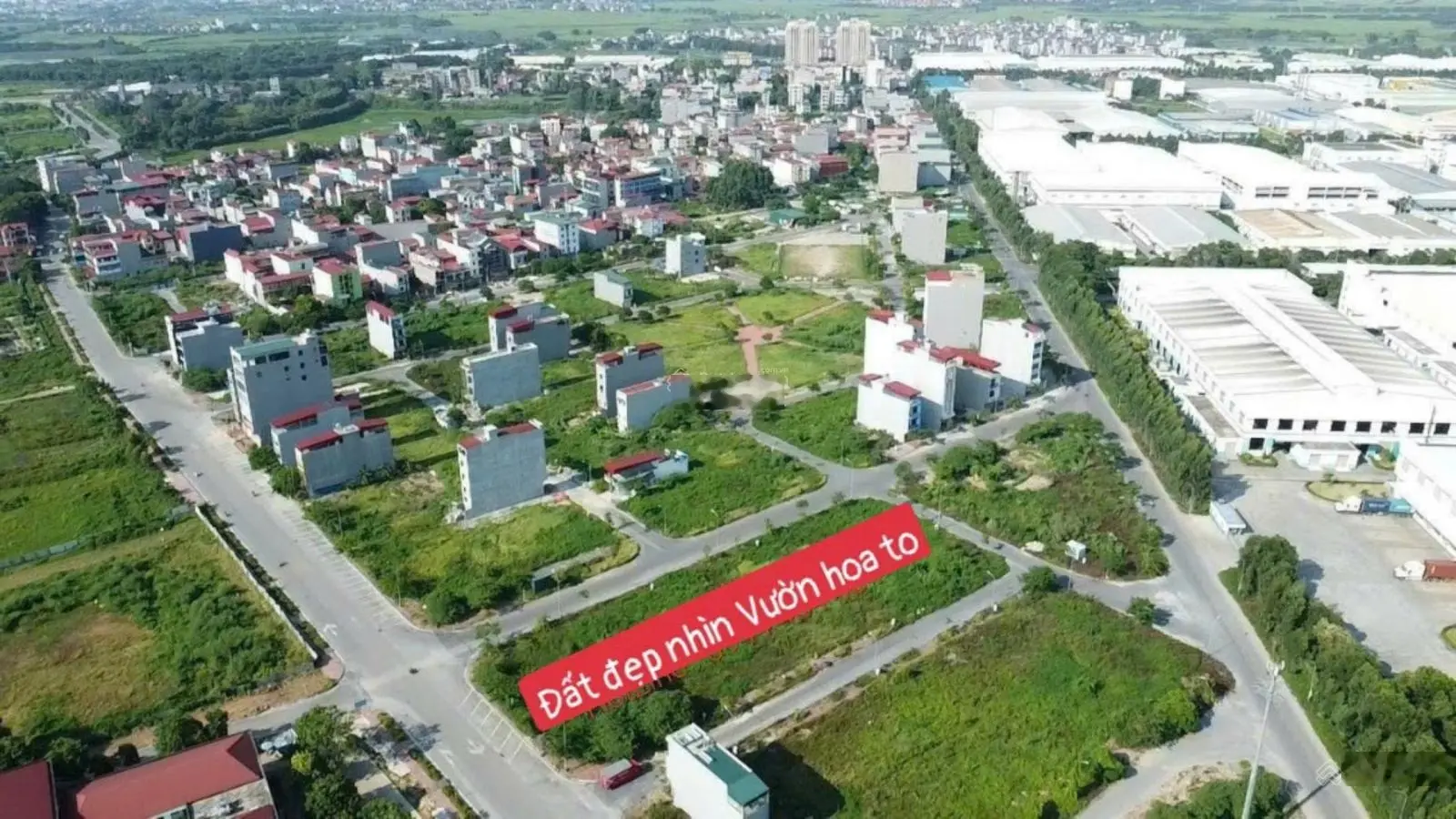 Bán đất Chu Mẫu 2, Vân Dương, Bắc Ninh. Sổ đỏ nét căng và nhìn giữa vườn hoa to