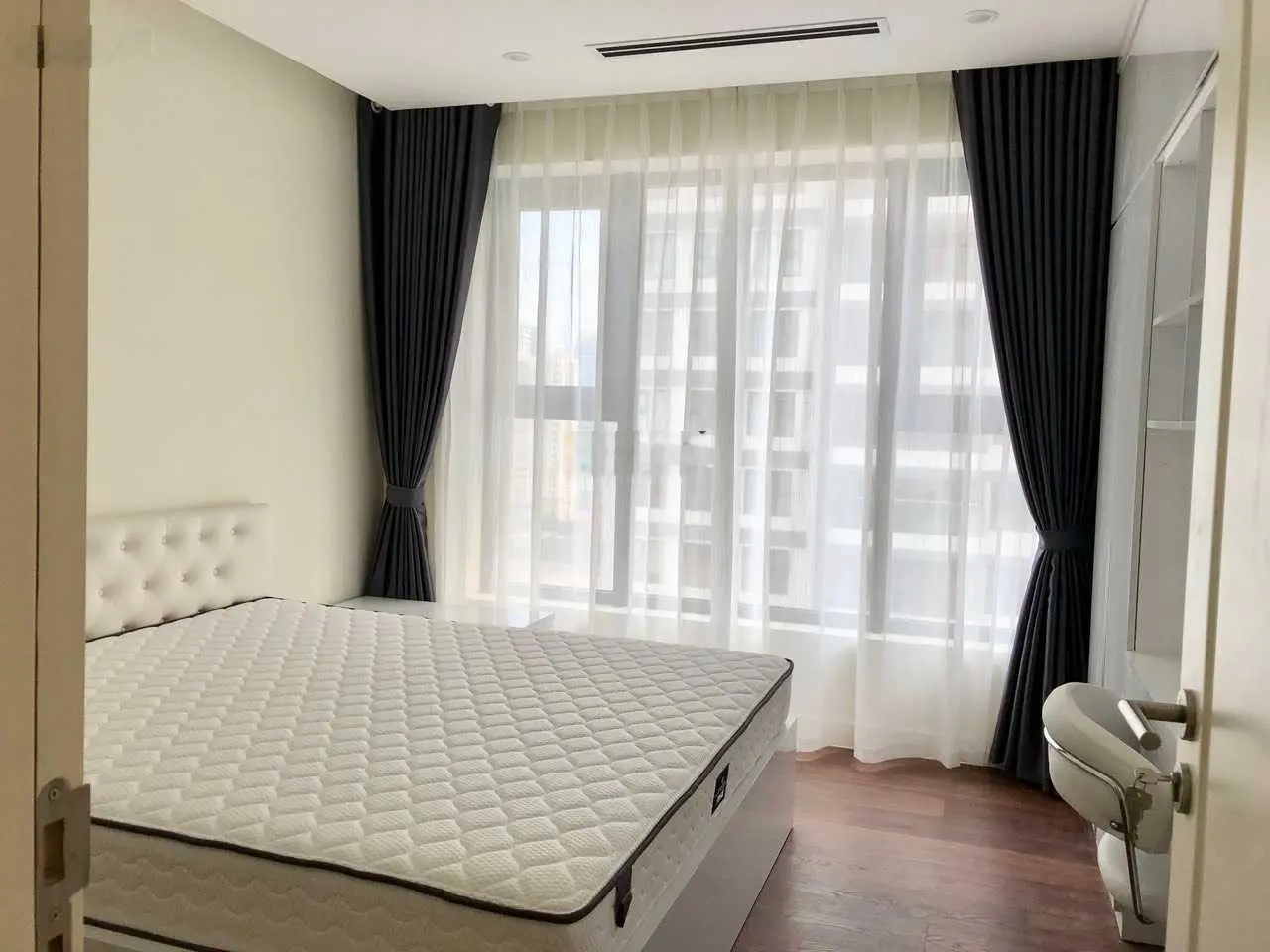 Giá thật! 3PN, 2WC, 100m2, BC Đông Nam, chỉ 7,5 tỷ. Nhà đẹp, tầng trung. Lh: 0343,202.831